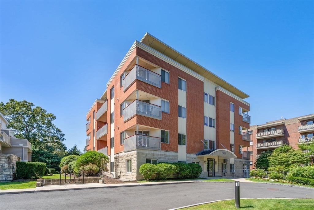 310 Hammoond Pond Parkway # 203