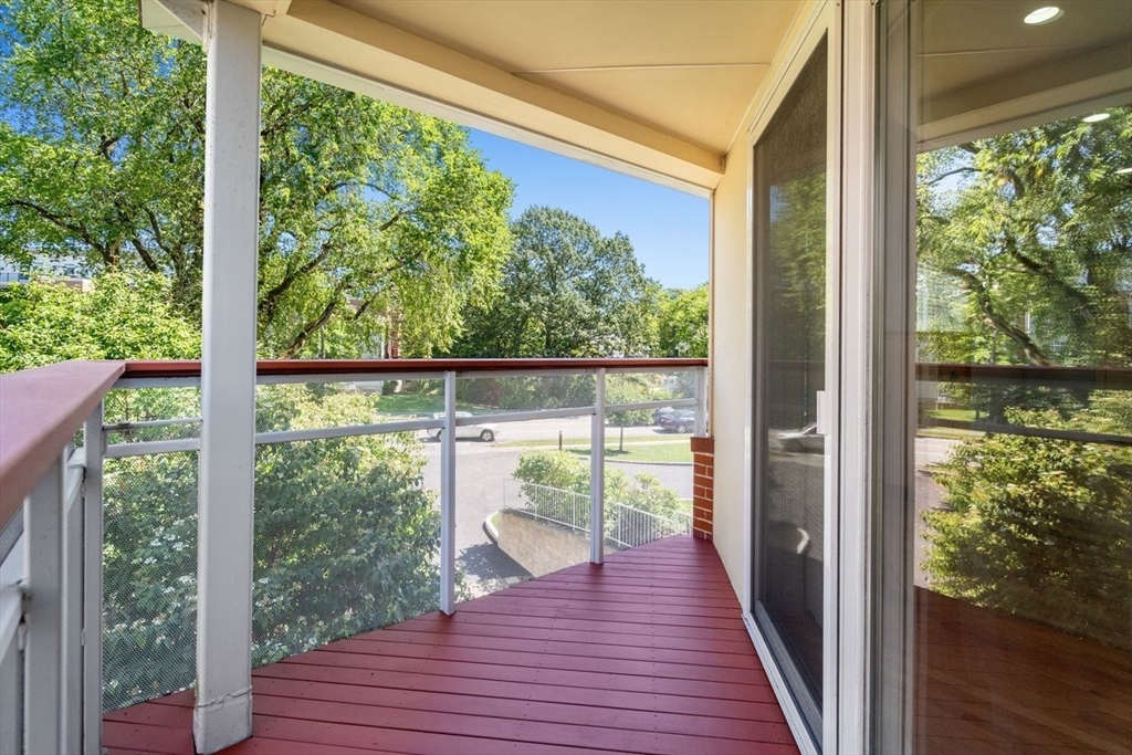 310 Hammoond Pond Parkway # 203