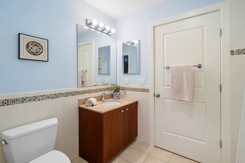 310 Hammoond Pond Parkway # 203