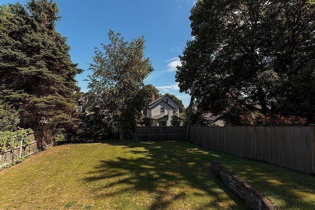 104 Stratford Street