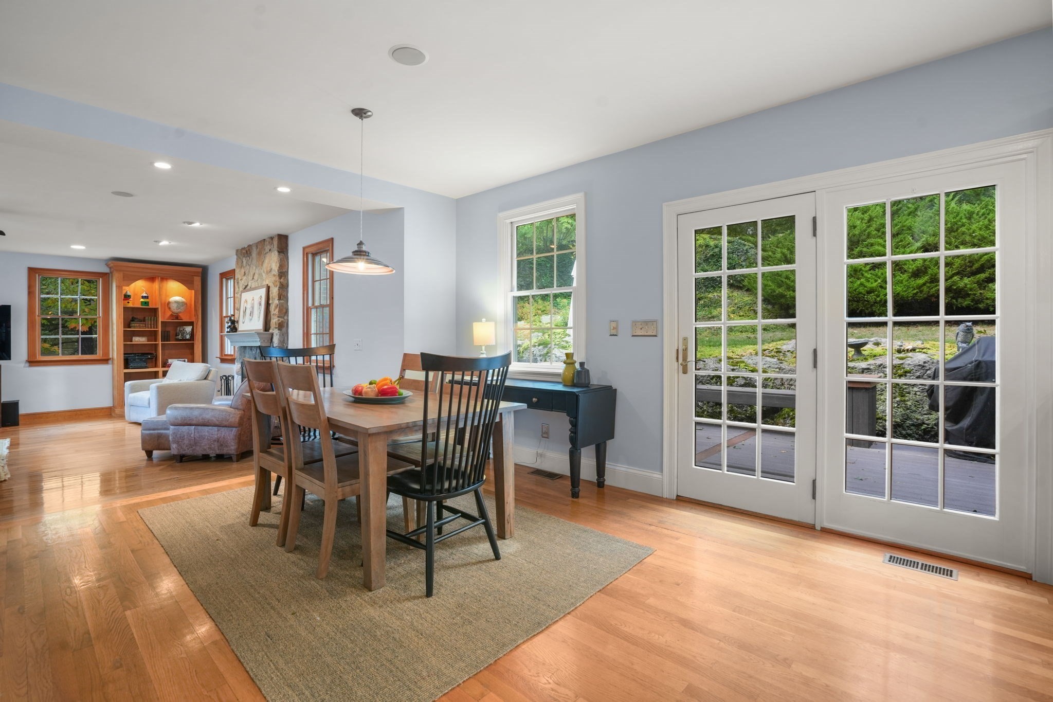 55 Brook Farm Rd