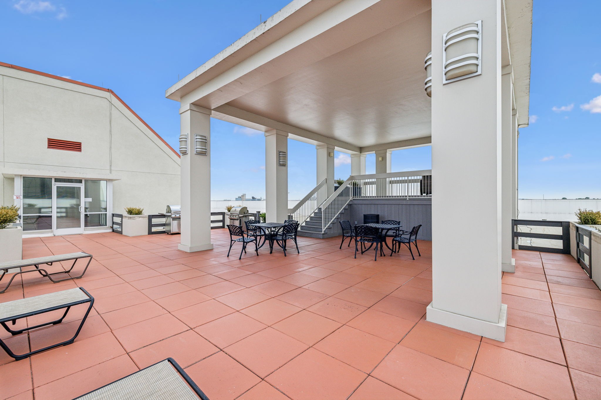 110 31st Ave, N Unit: 407