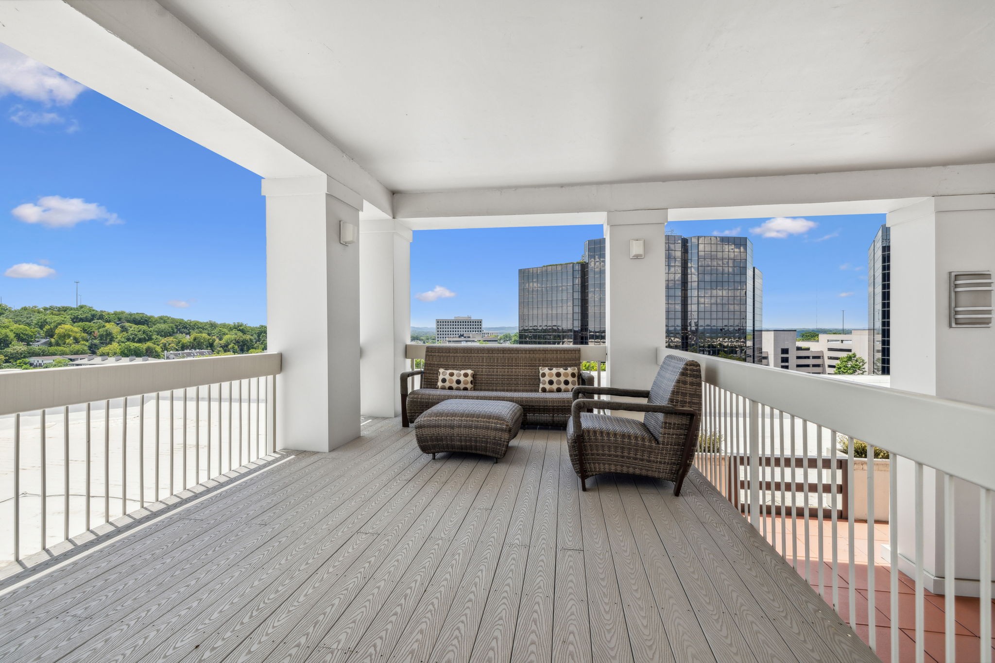 110 31st Ave, N Unit: 407