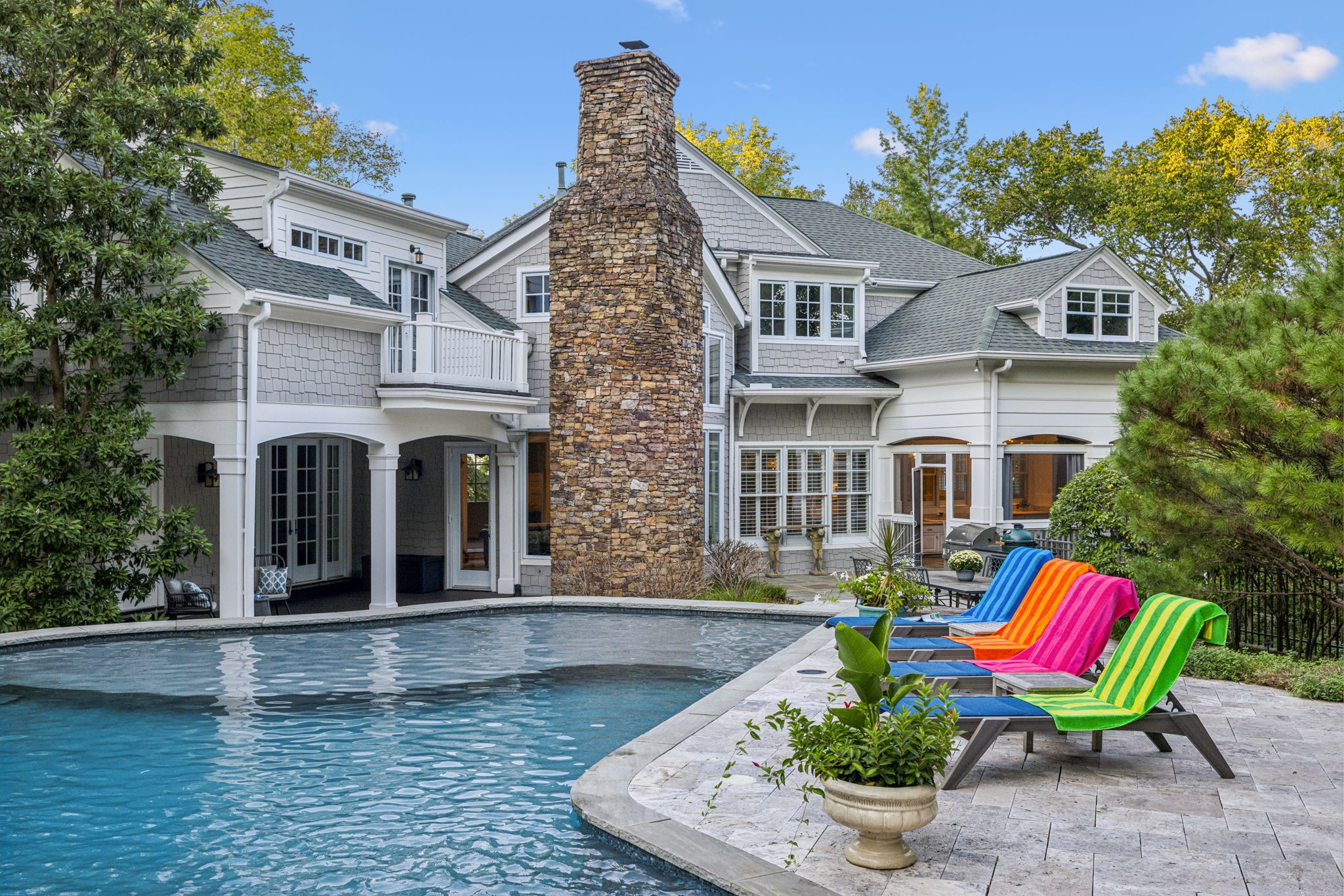 6351 Shadow Ridge