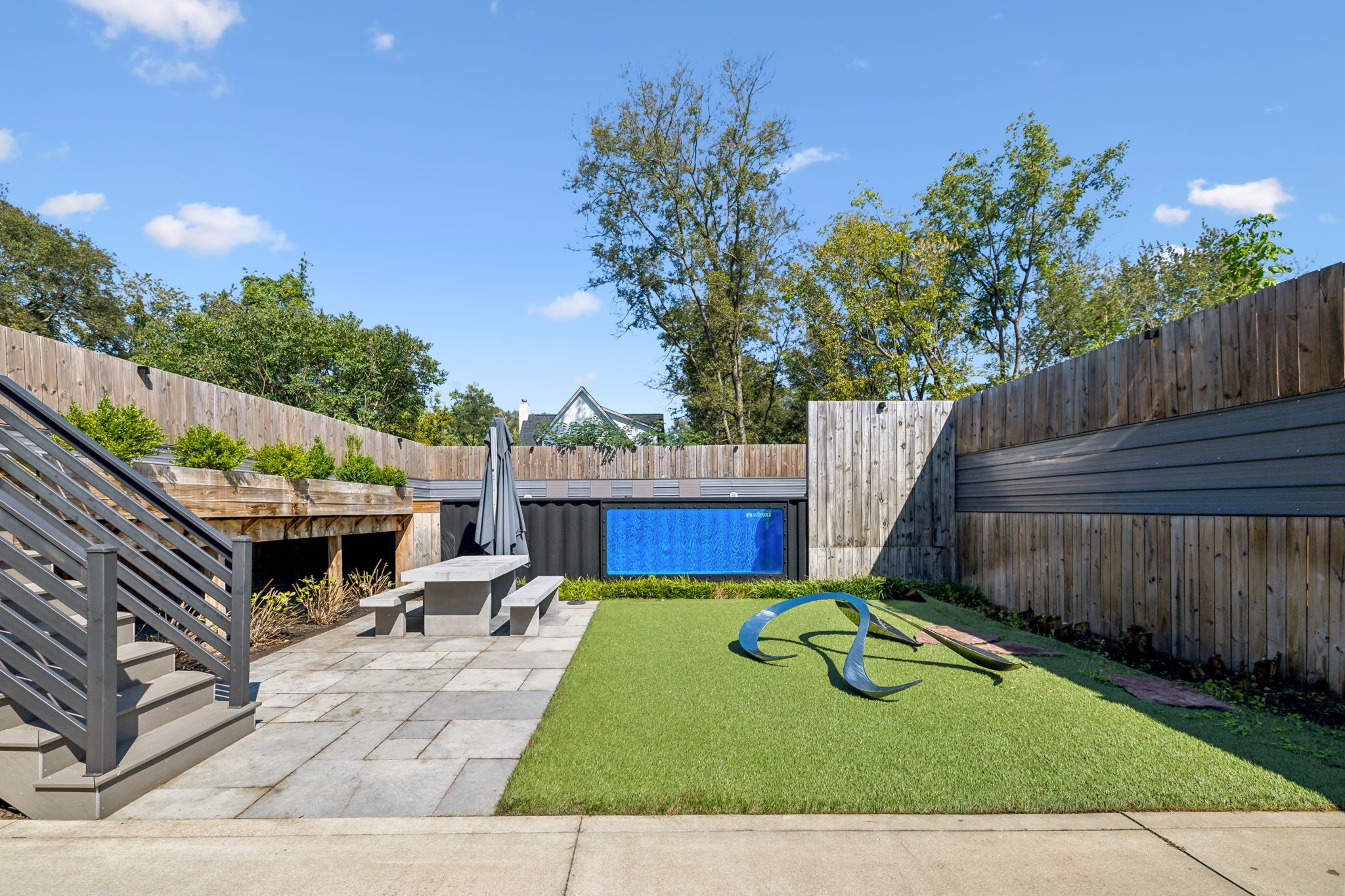 1108 Grandview