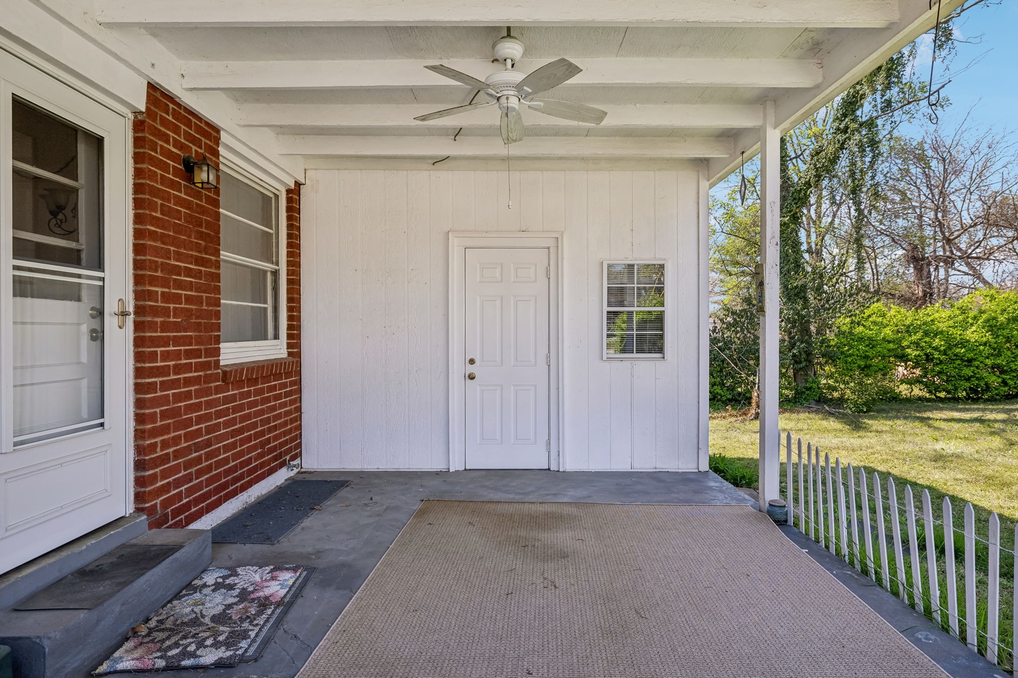 1435 Roberts