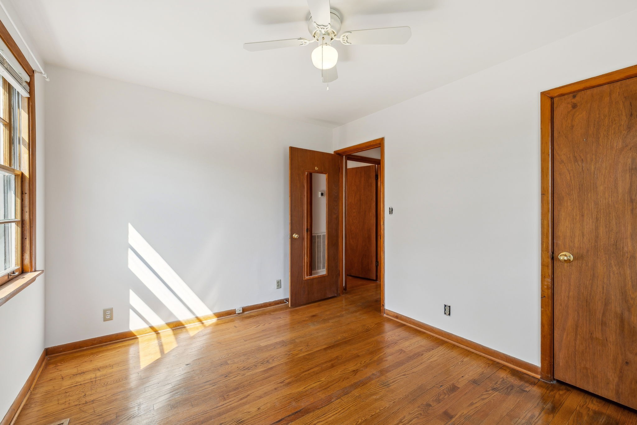 1435 Roberts