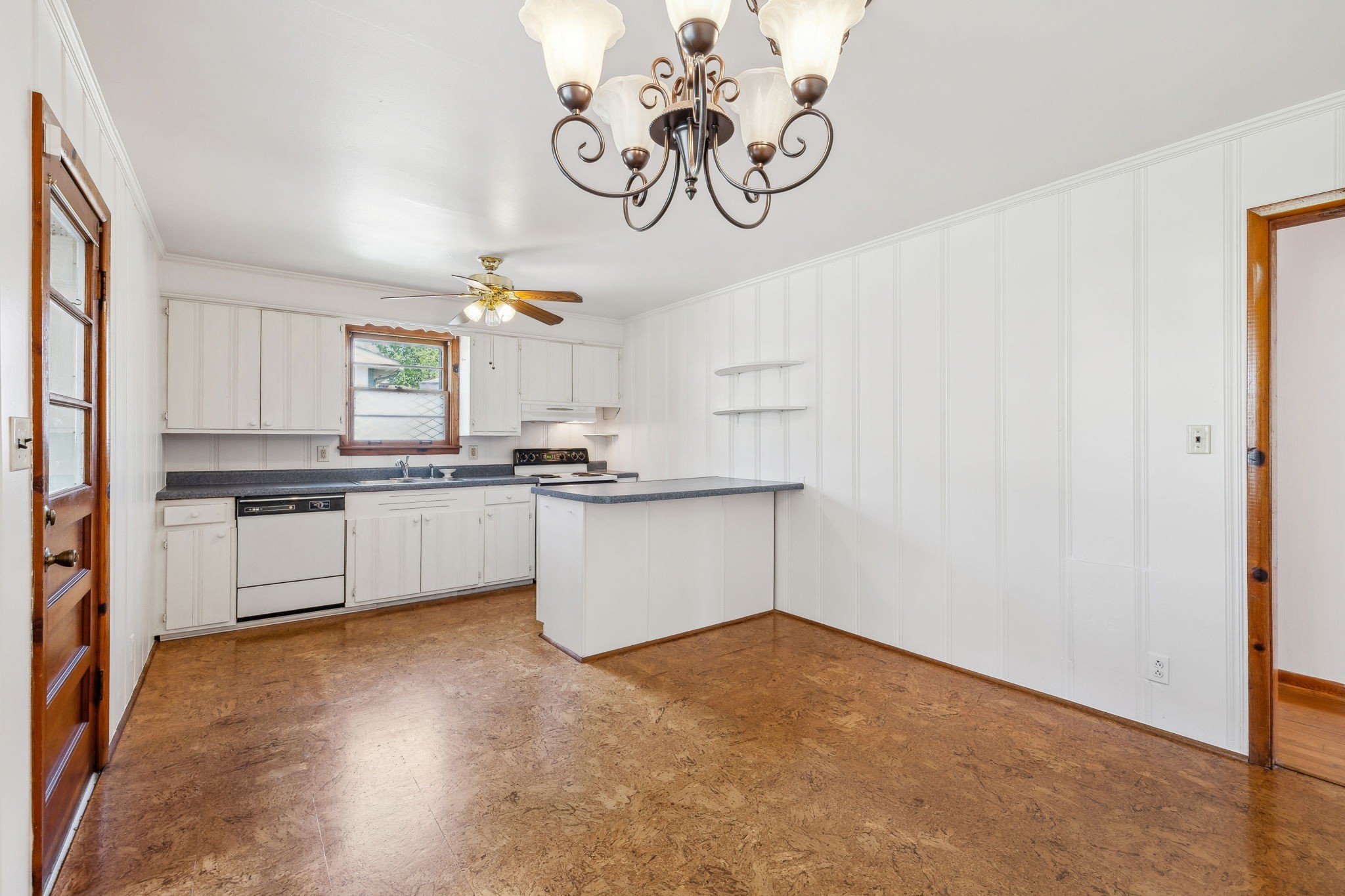 1435 Roberts