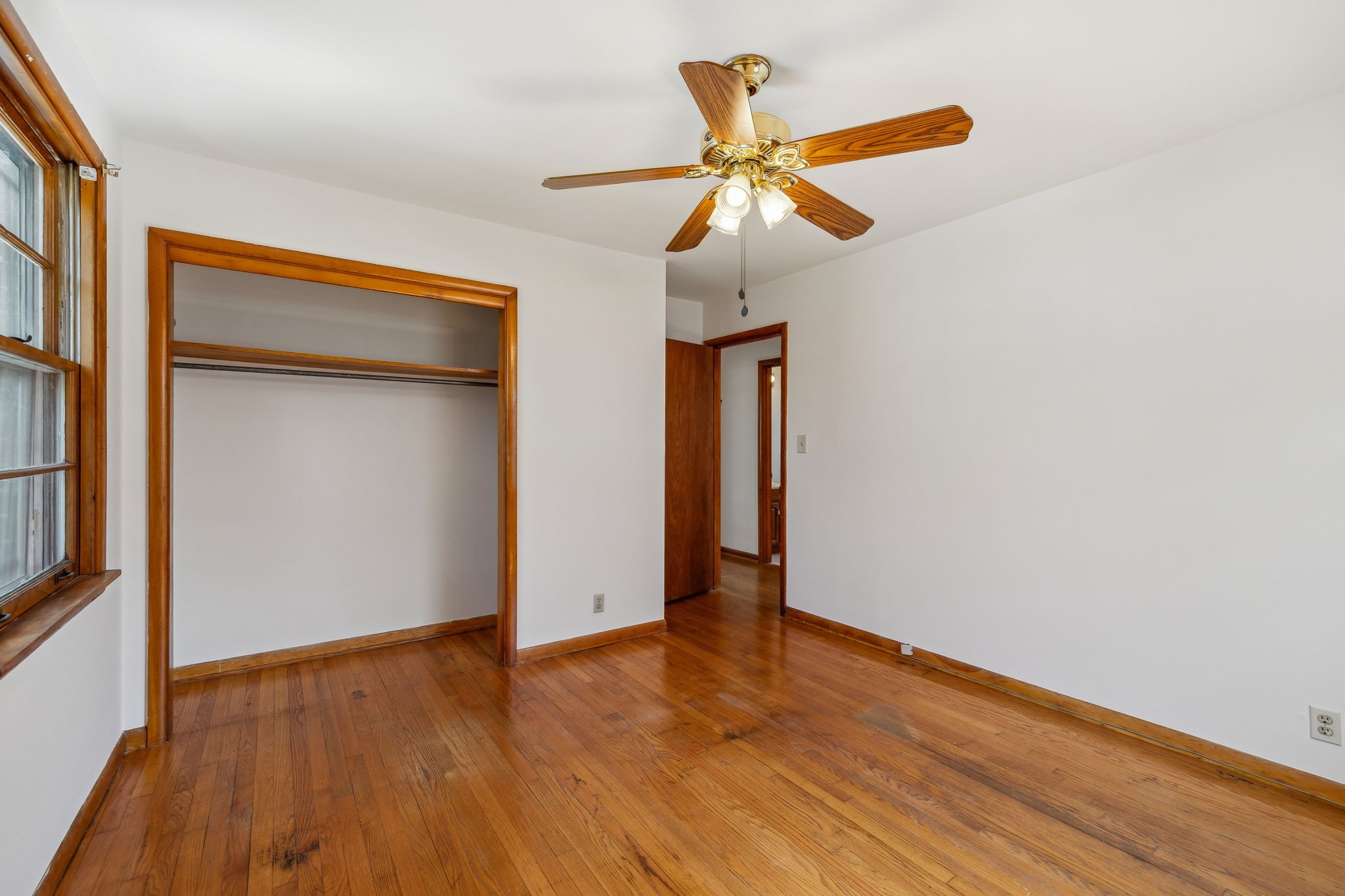 1435 Roberts