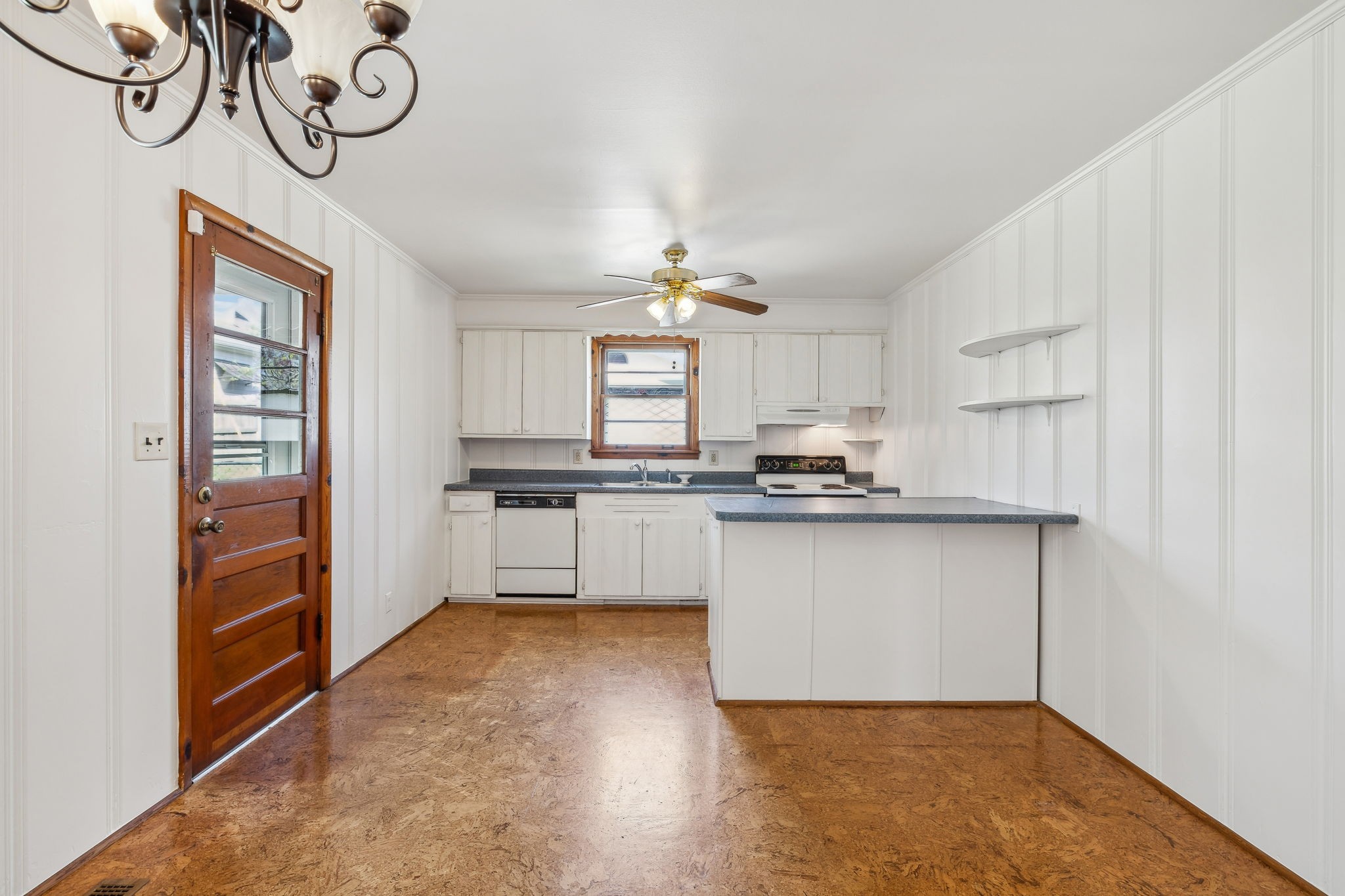 1435 Roberts