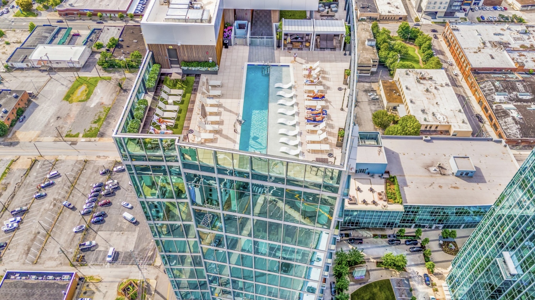 1616 West End Avenue Unit: 2008