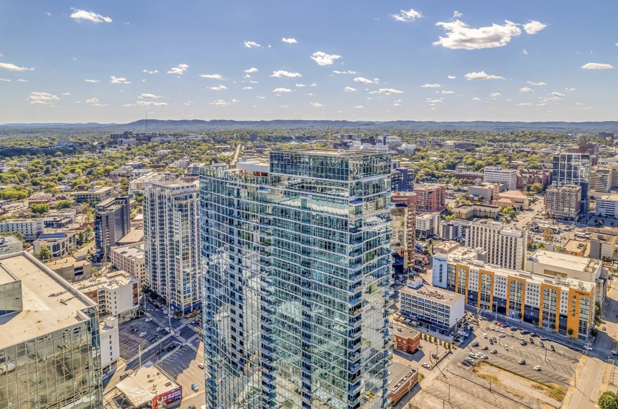 1616 West End Avenue Unit: 2008