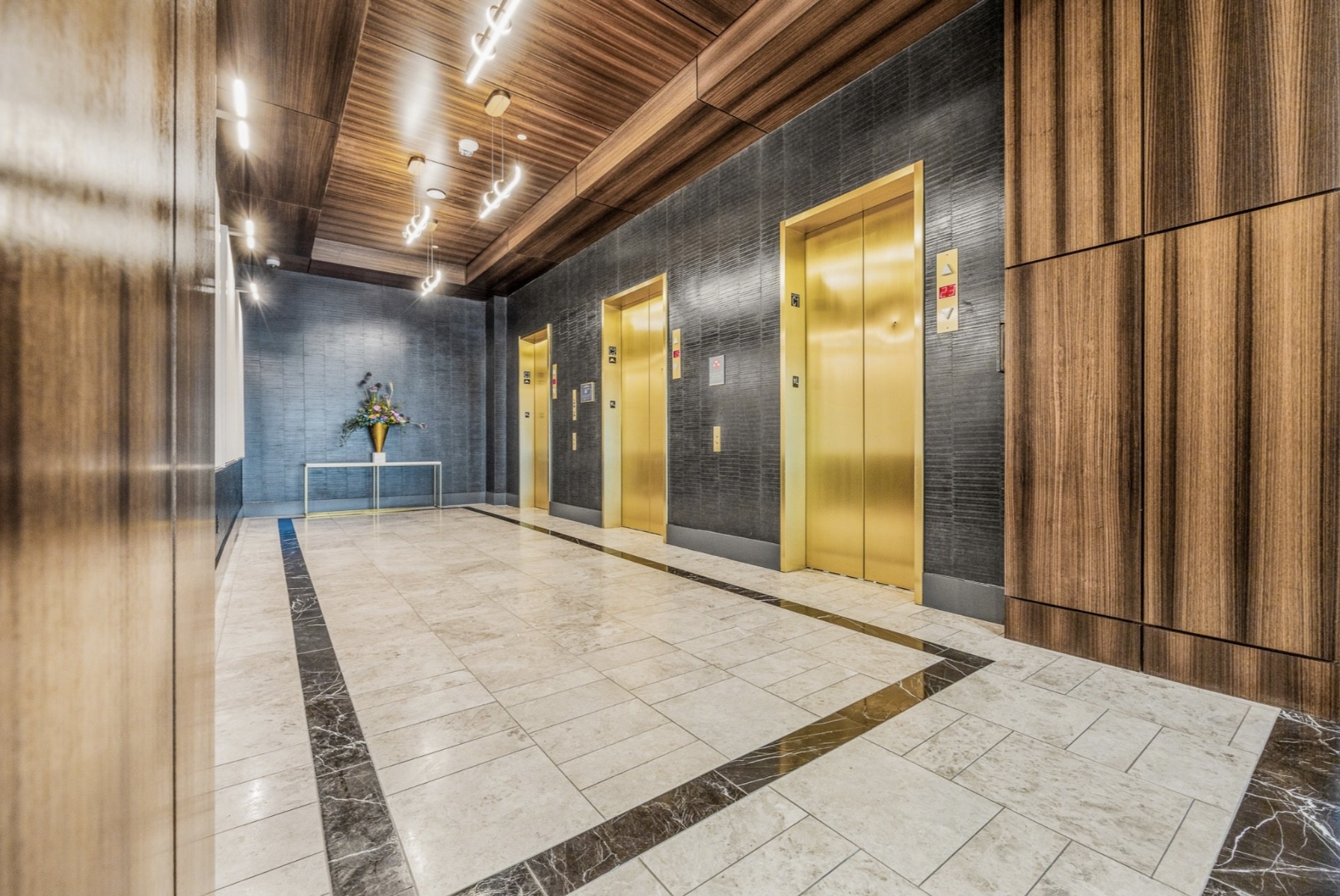 1616 West End Avenue Unit: 2008