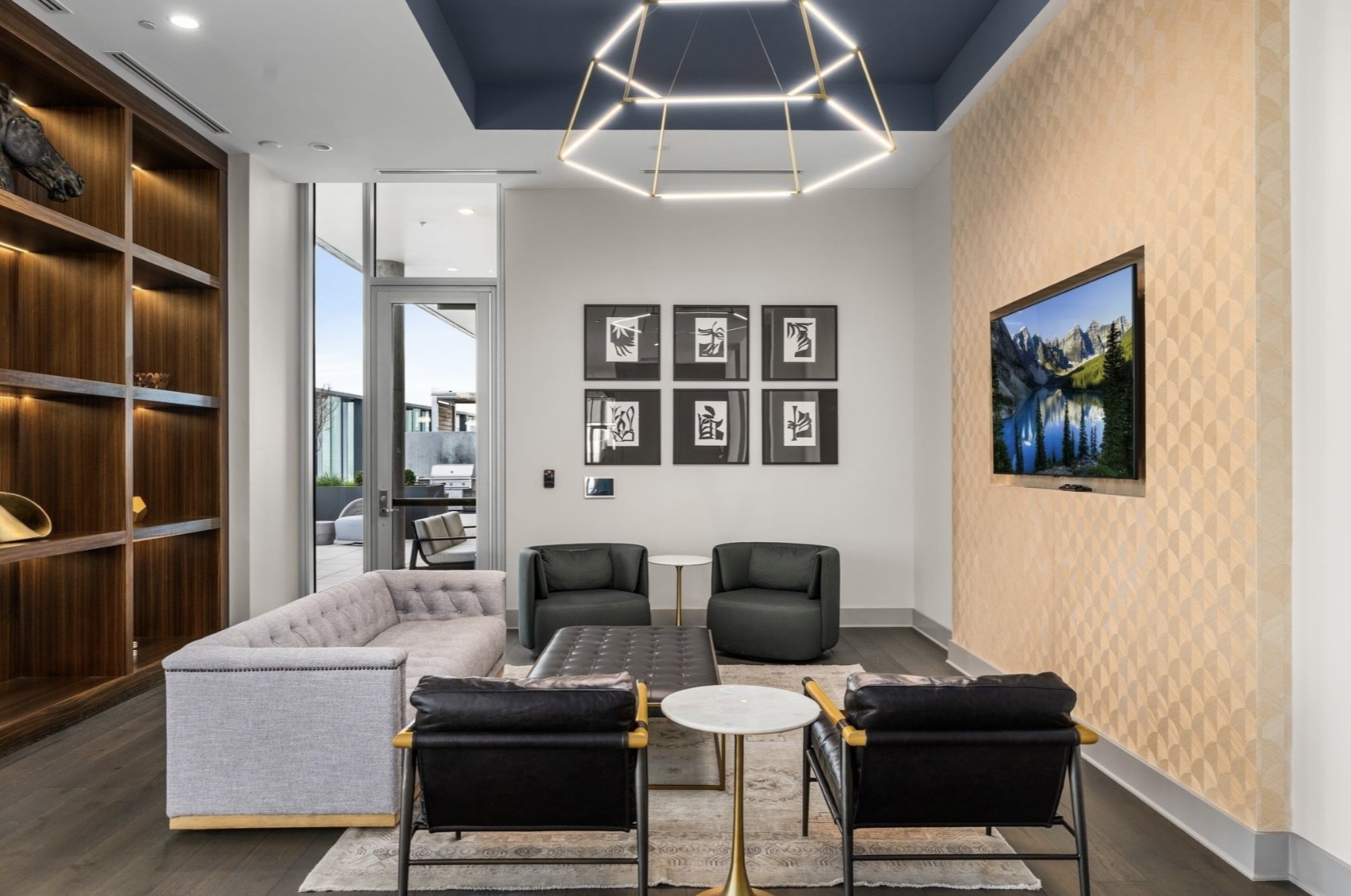 1616 West End Avenue Unit: 2008