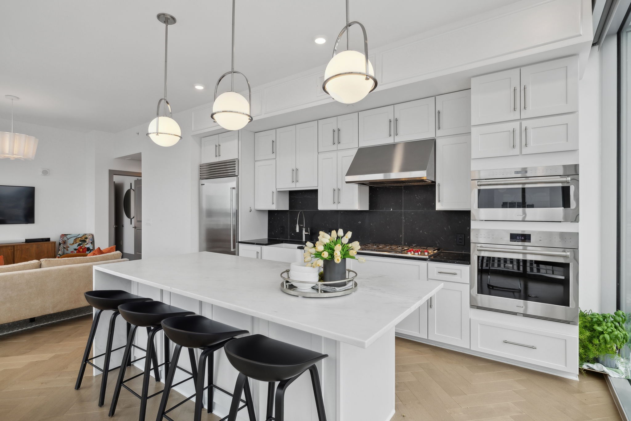 1616 West End Avenue Unit: 2008