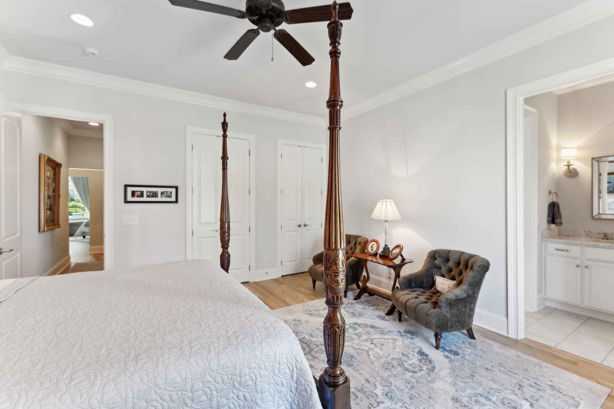4043 Old Light Circle