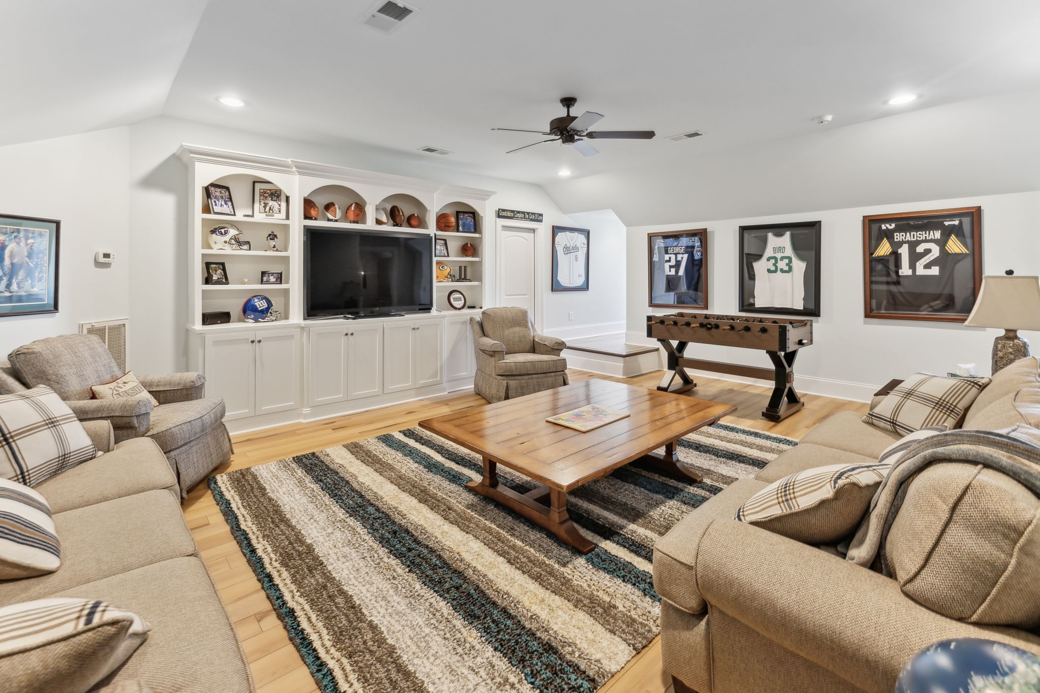 4043 Old Light Circle