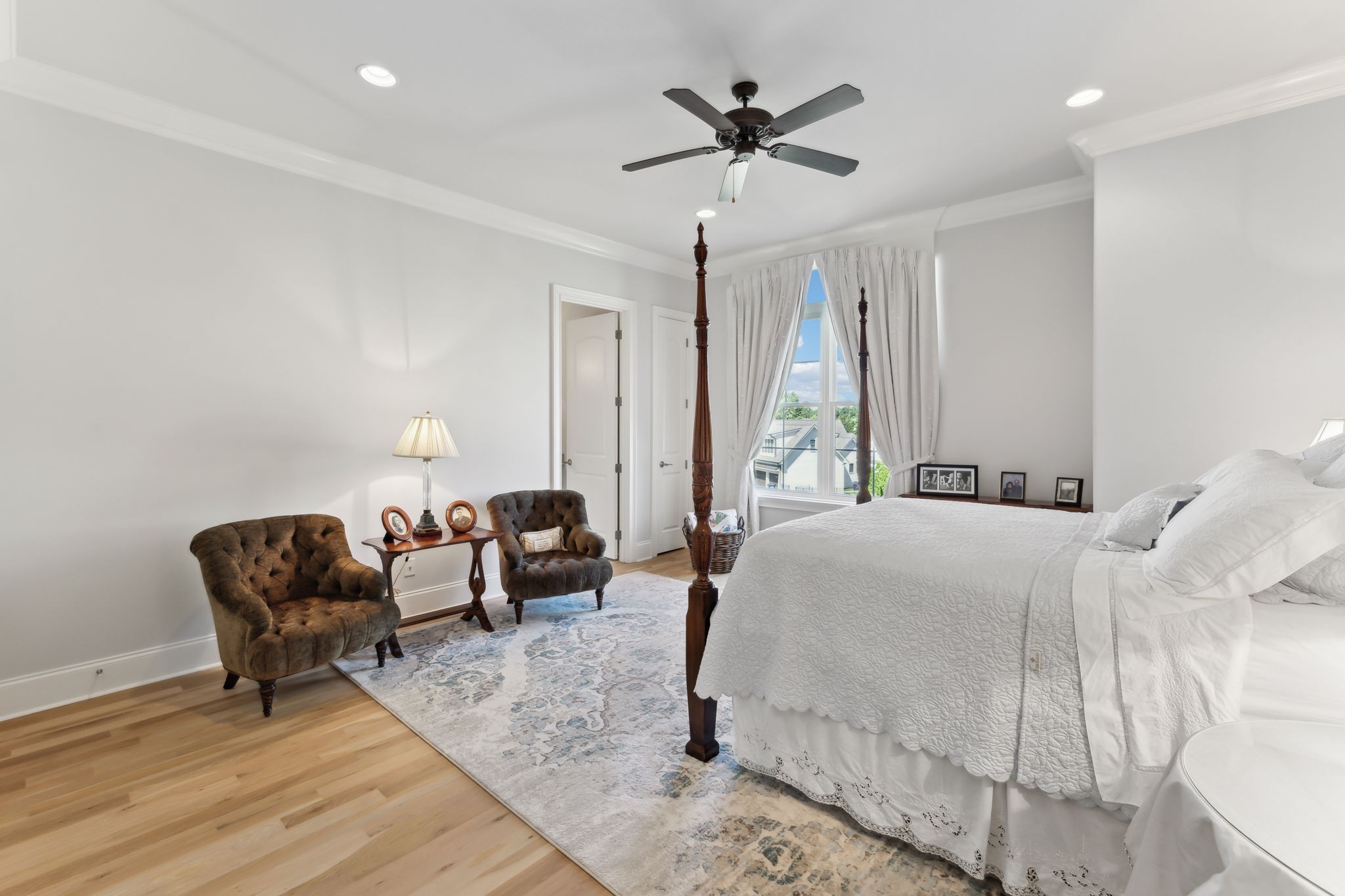4043 Old Light Circle