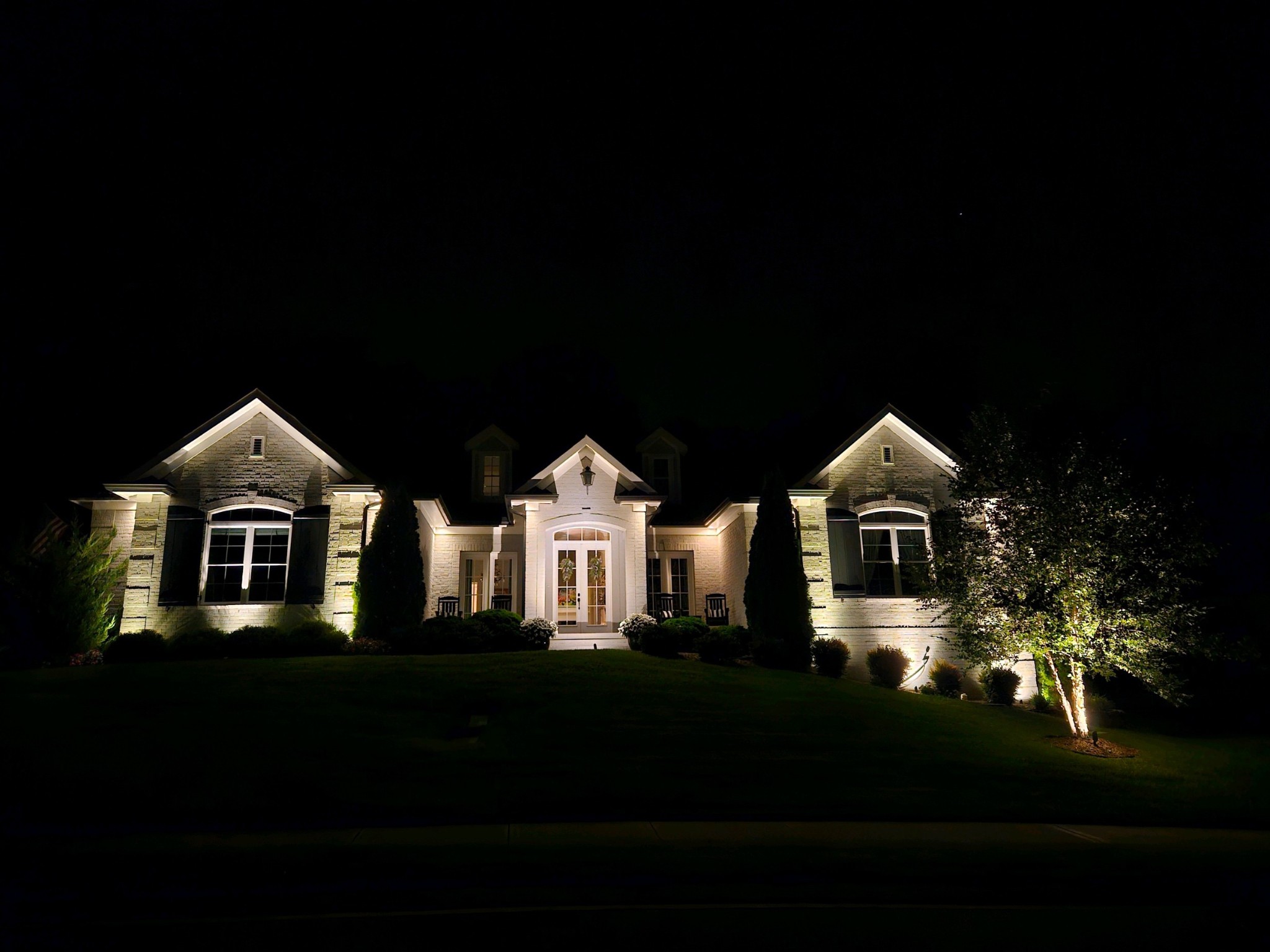 4043 Old Light Circle