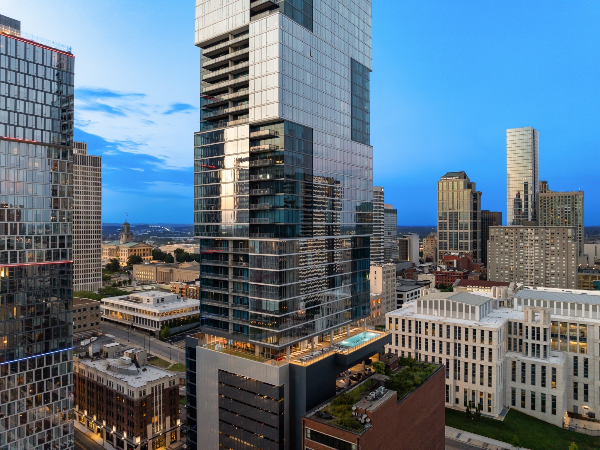 805 Church St Unit: 3302