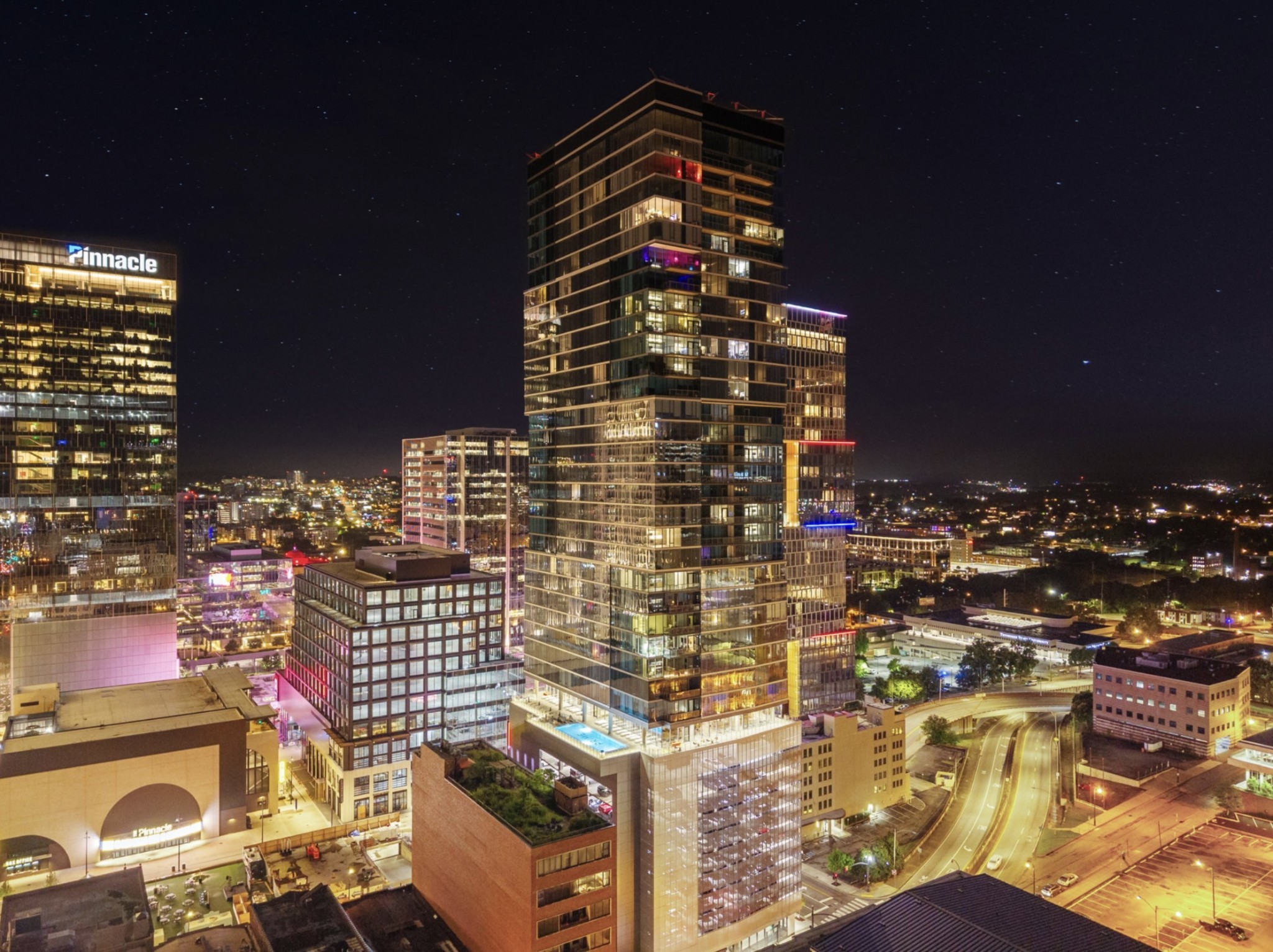 805 Church St Unit: 3302