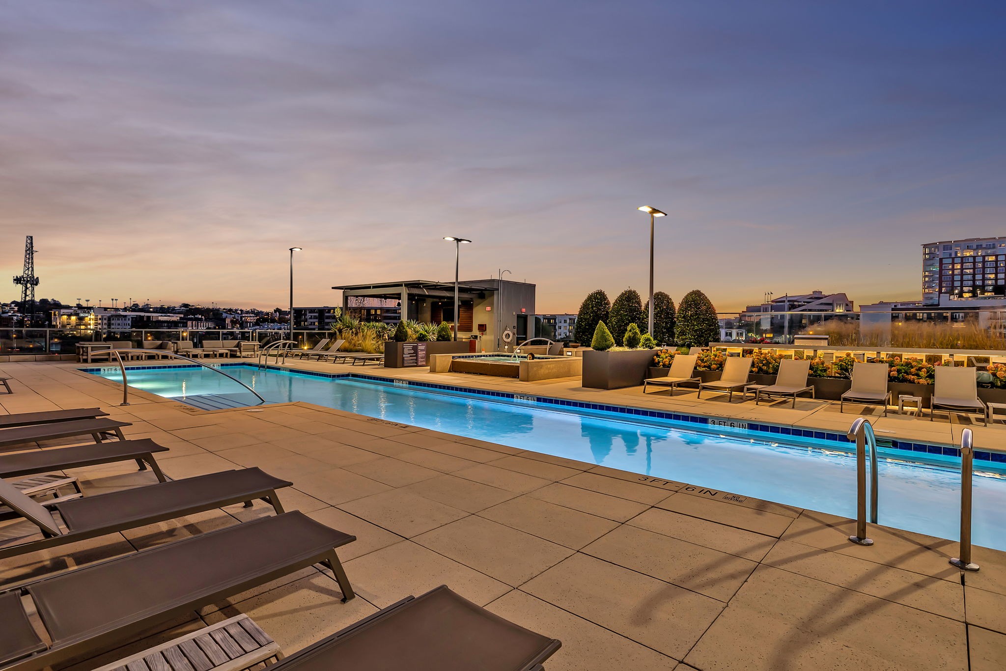 1212 Laurel Unit: 406