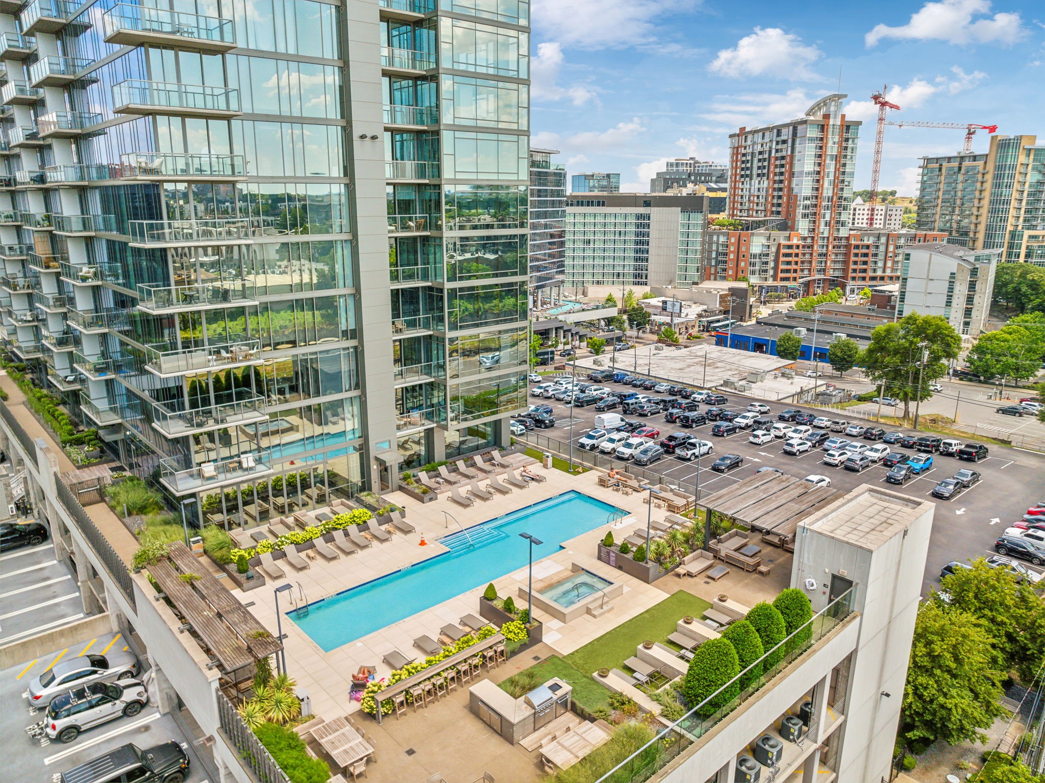 1212 Laurel Unit: 406
