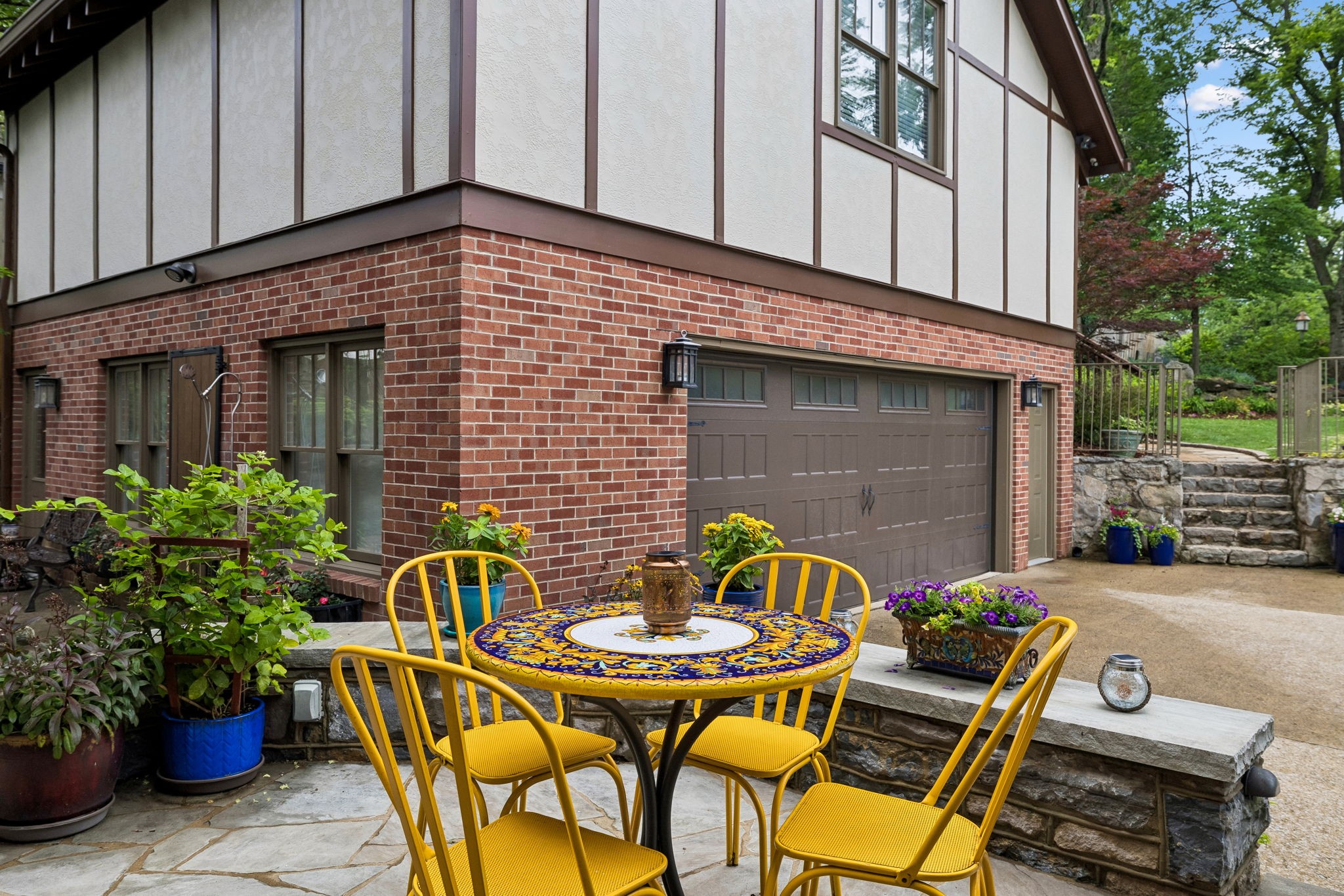 2617 Barton