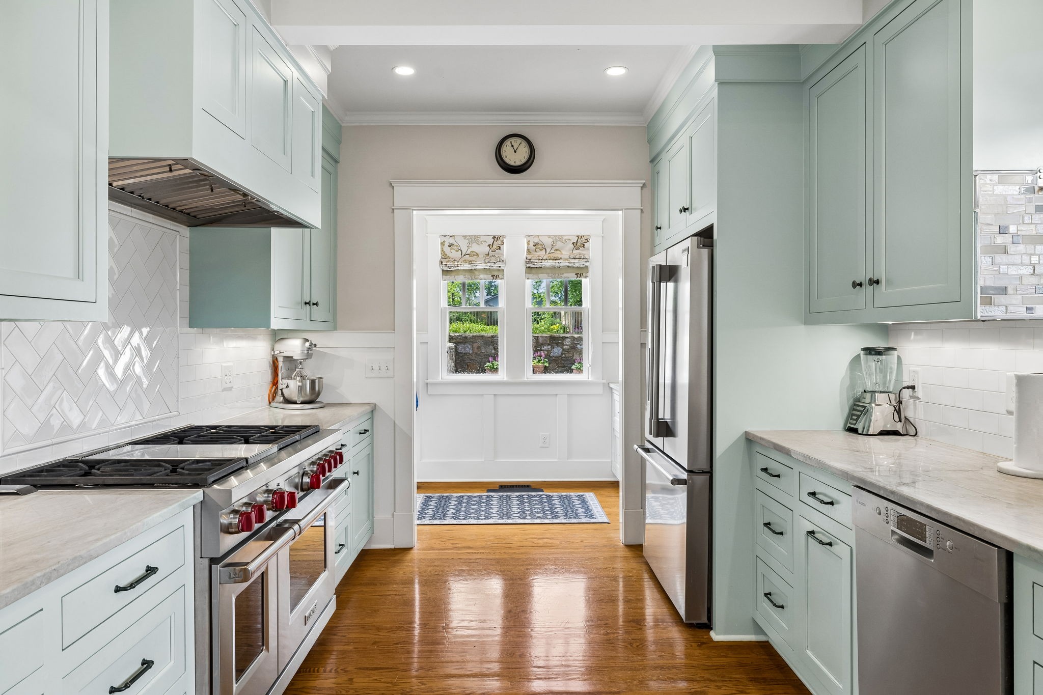 2617 Barton