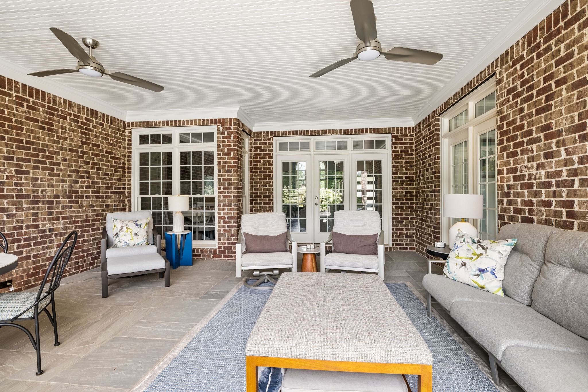 1242 Concord Hunt