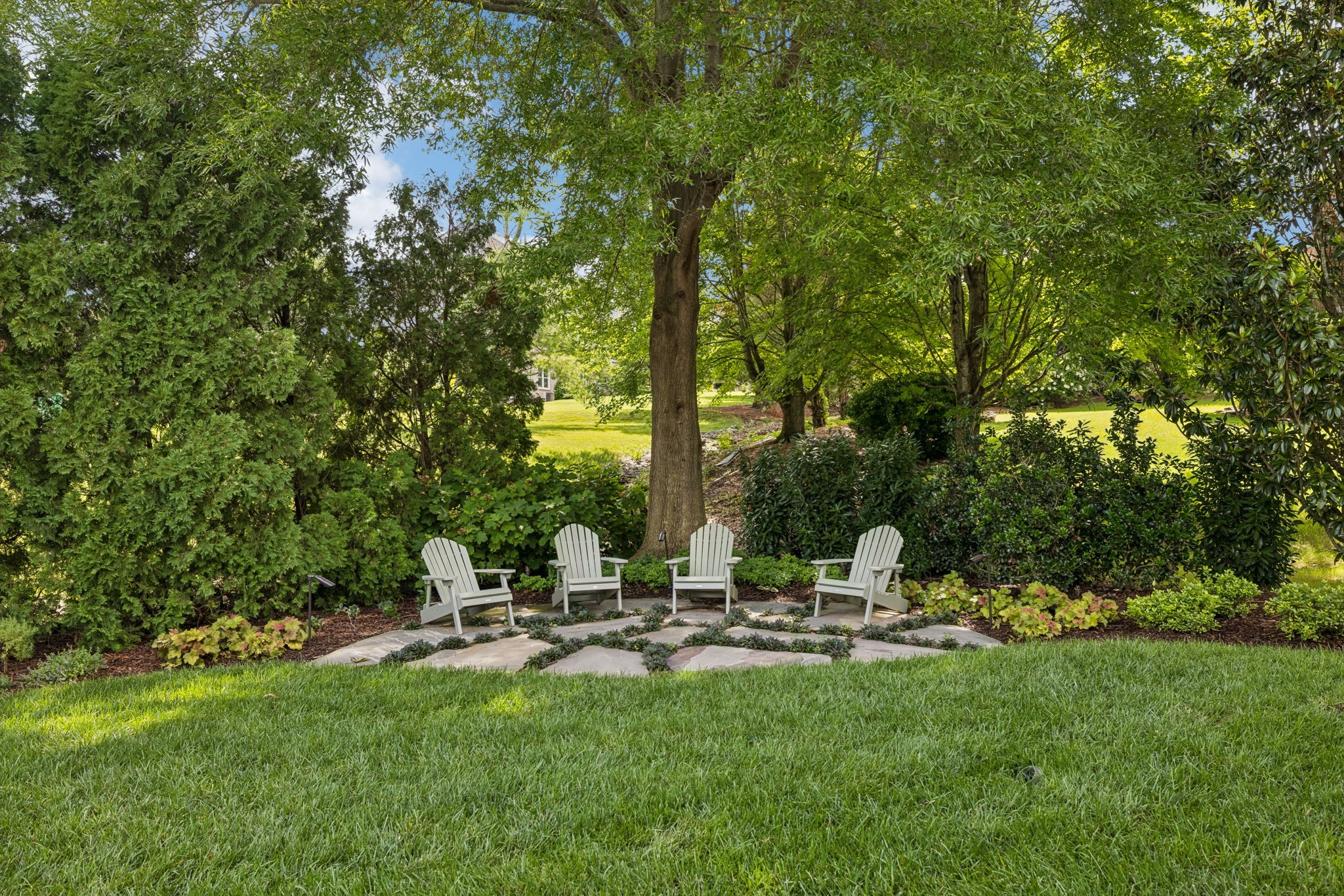 1242 Concord Hunt