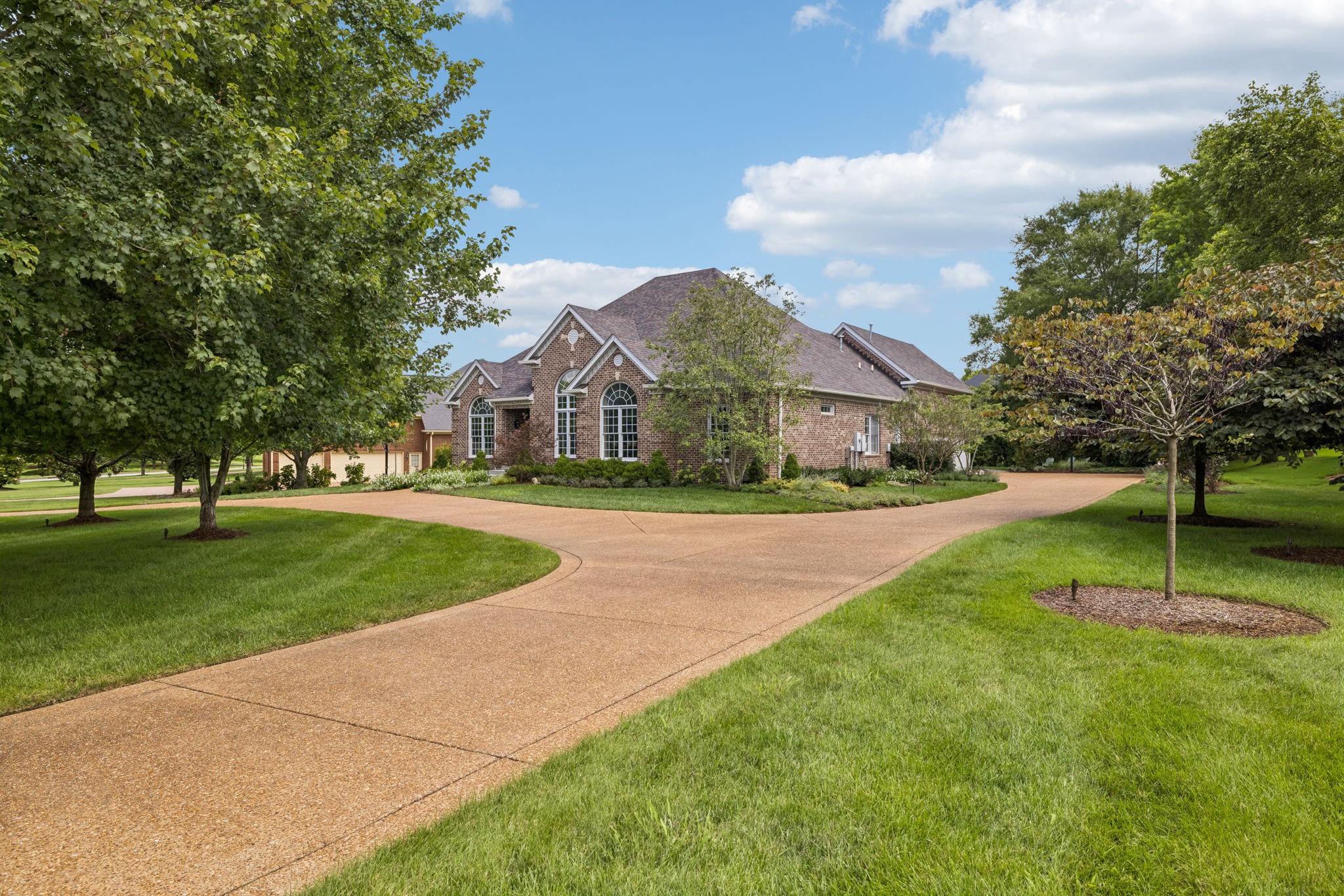 1242 Concord Hunt