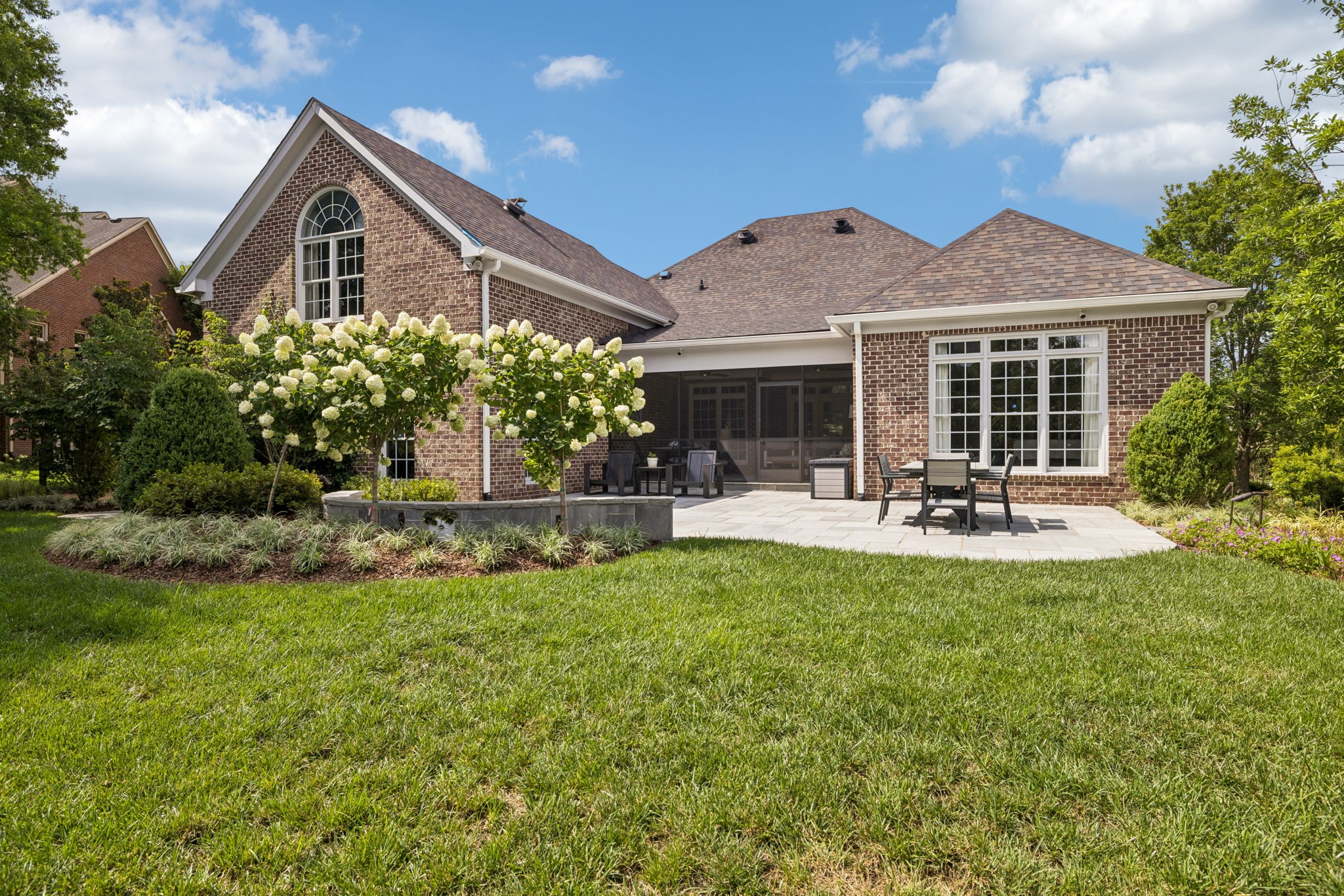 1242 Concord Hunt