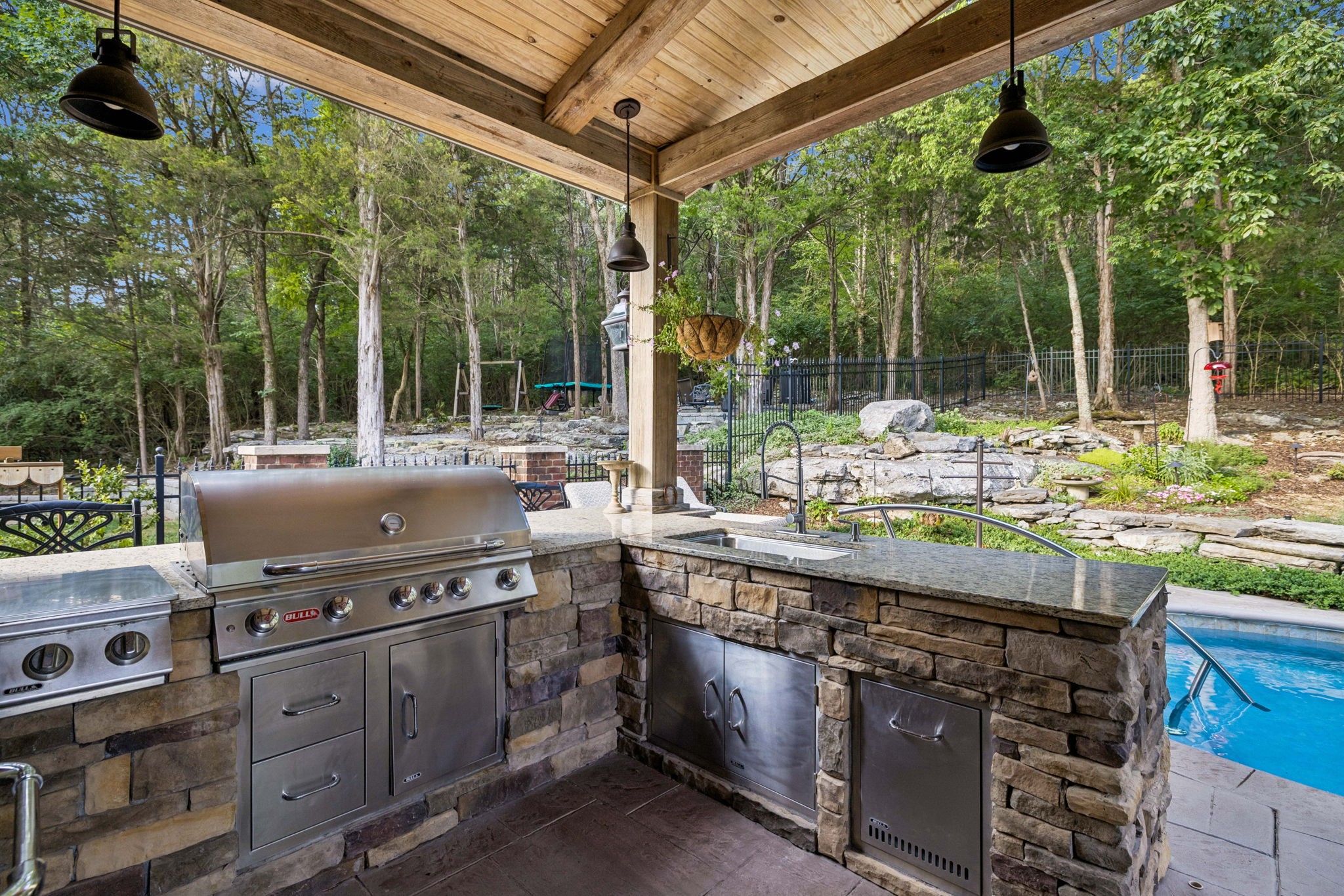 894 Arlington Heights