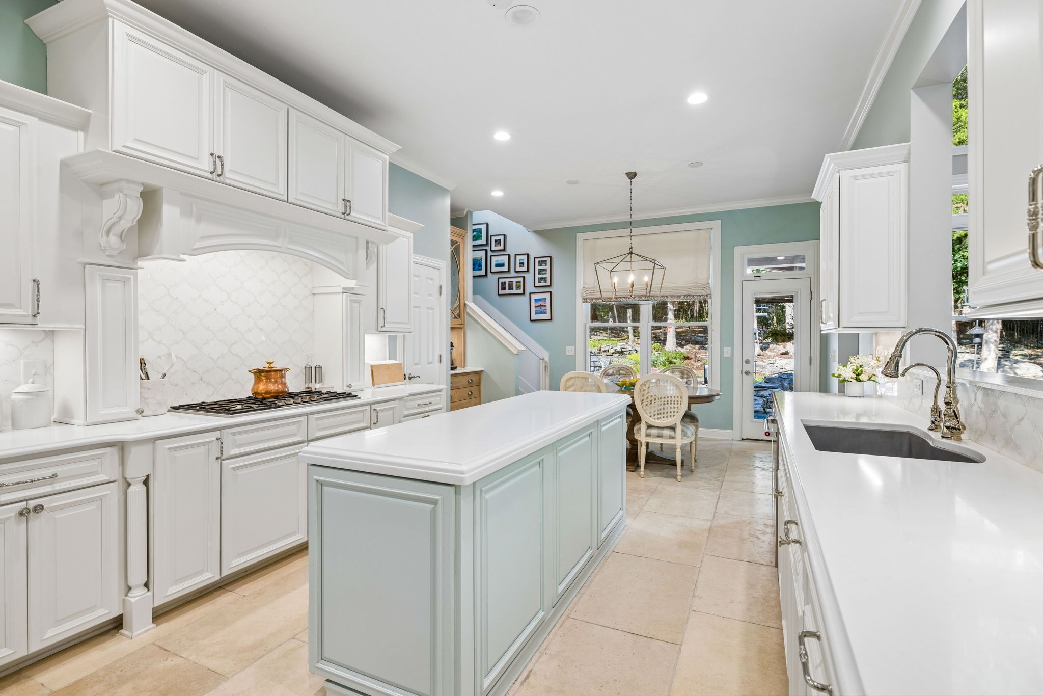 894 Arlington Heights