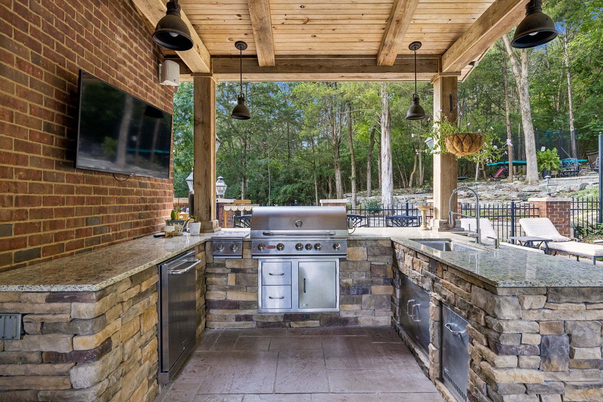 894 Arlington Heights