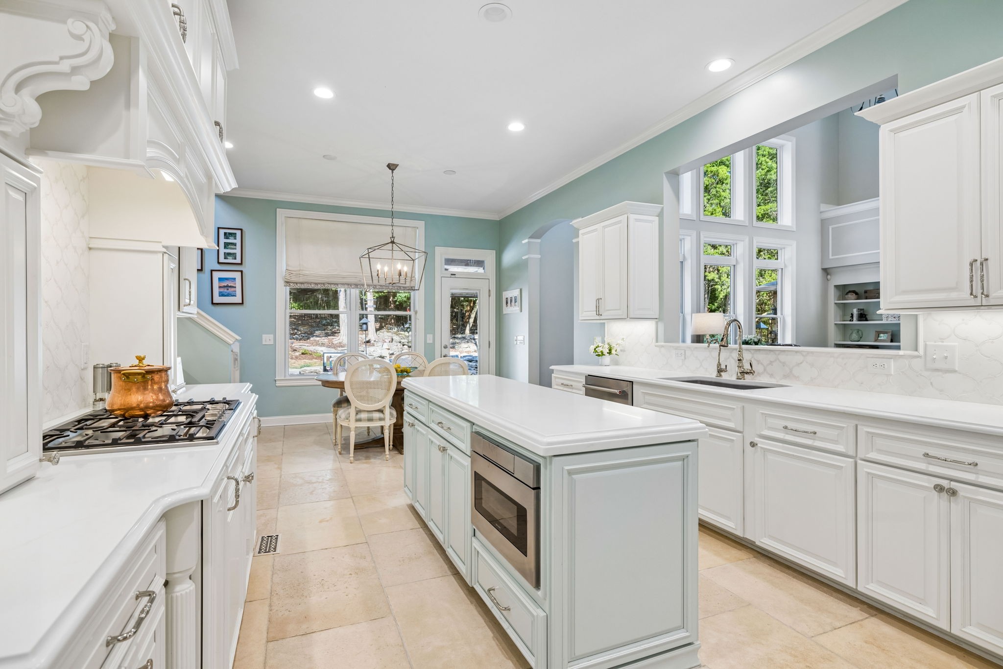 894 Arlington Heights