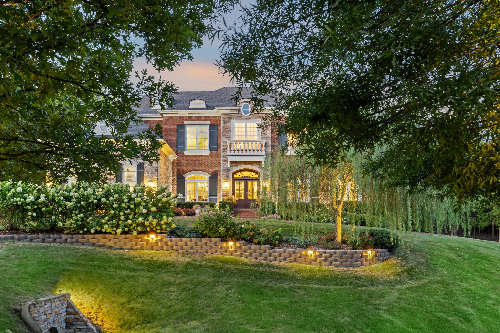 894 Arlington Heights