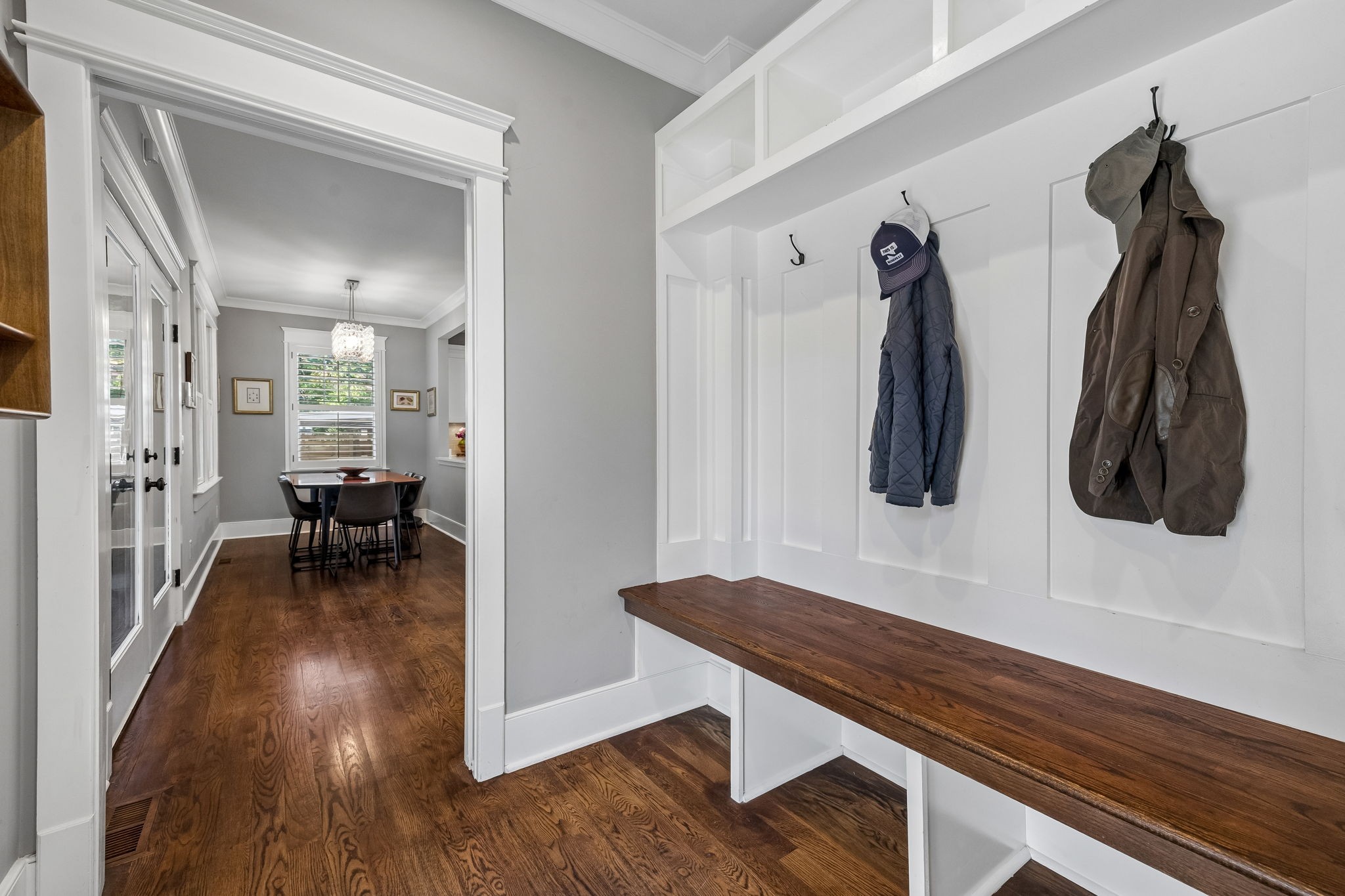 2813 Acklen