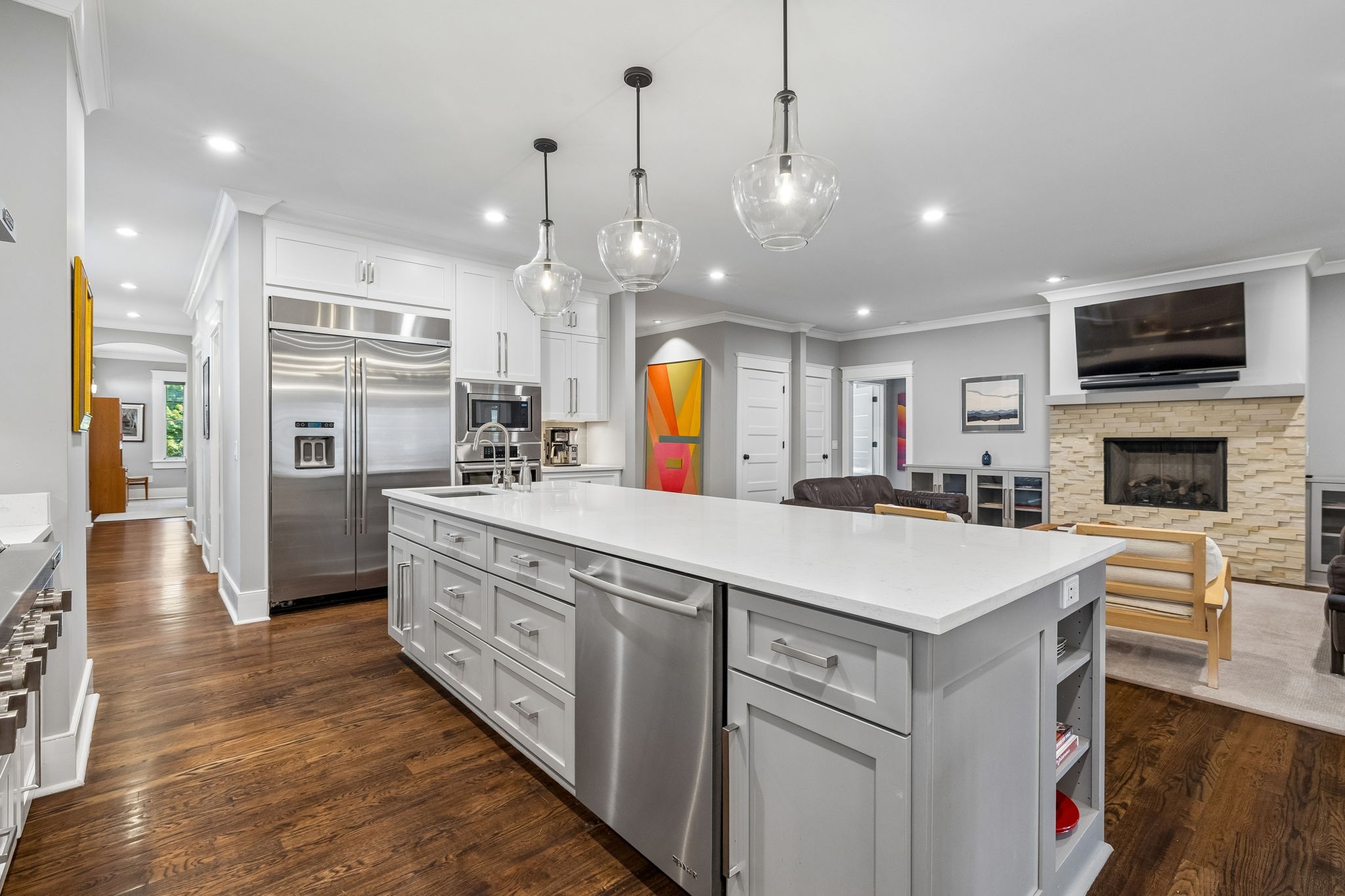 2813 Acklen
