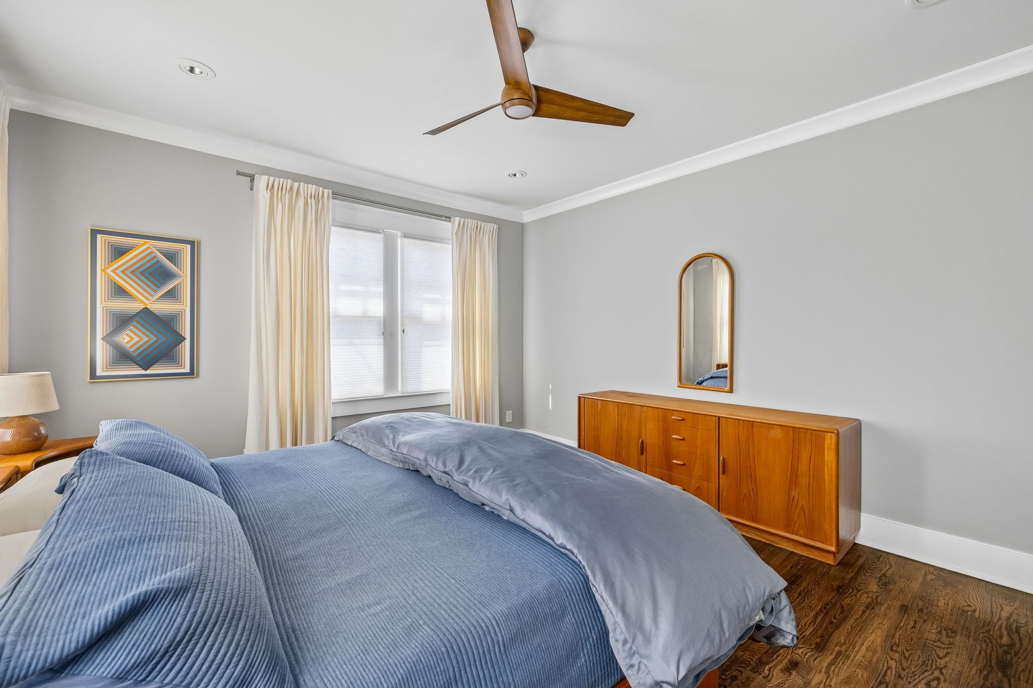 2813 Acklen
