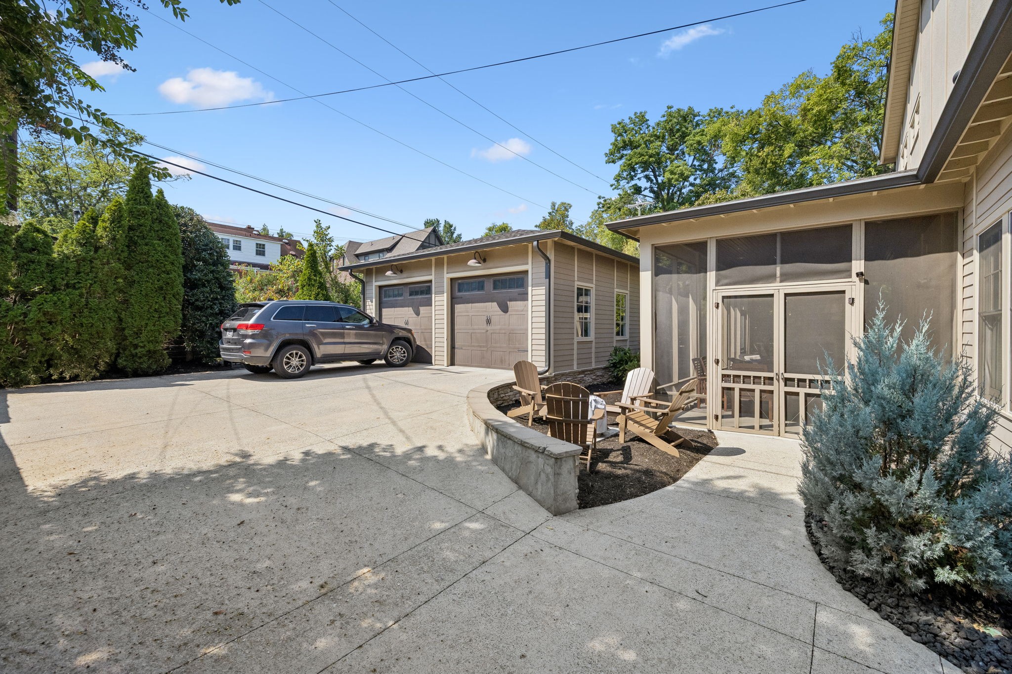 2813 Acklen