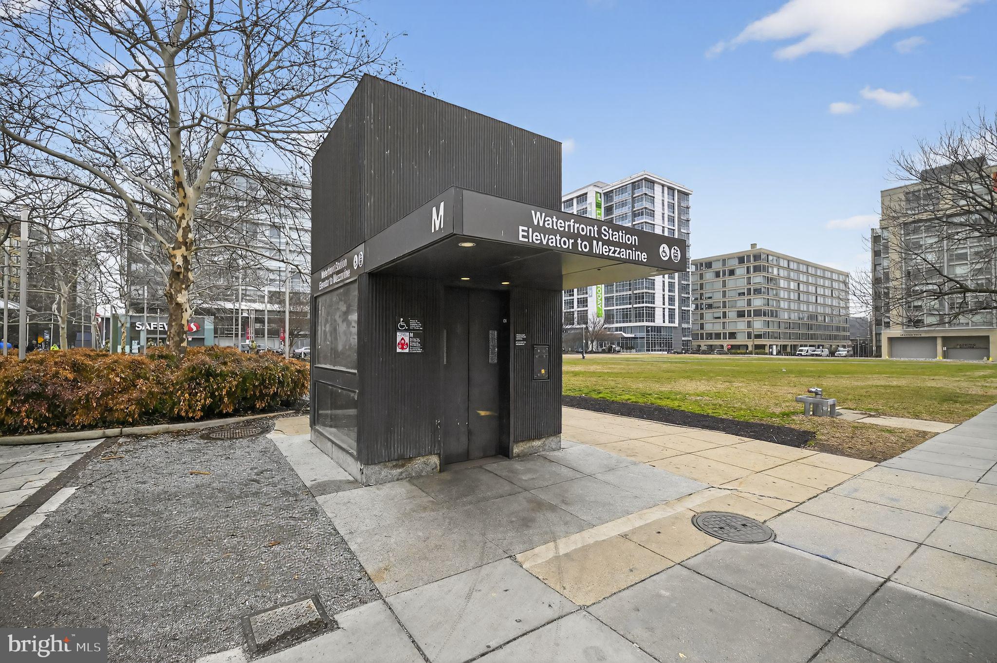 1101 3RD STREET SW 111