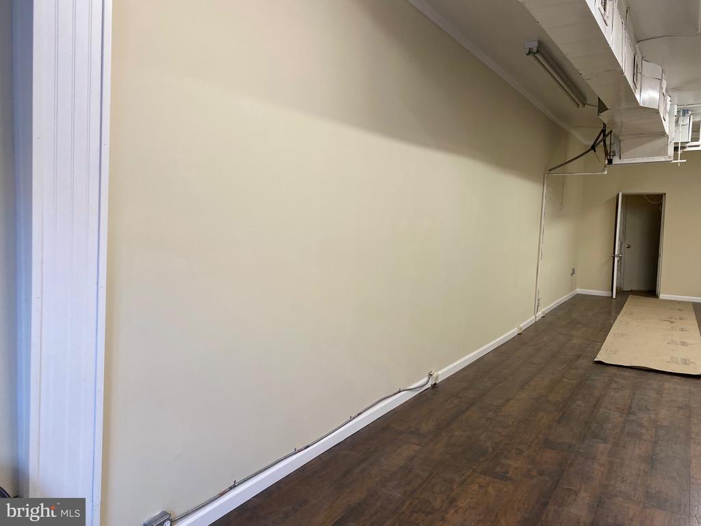 507 W LEXINGTON STREET