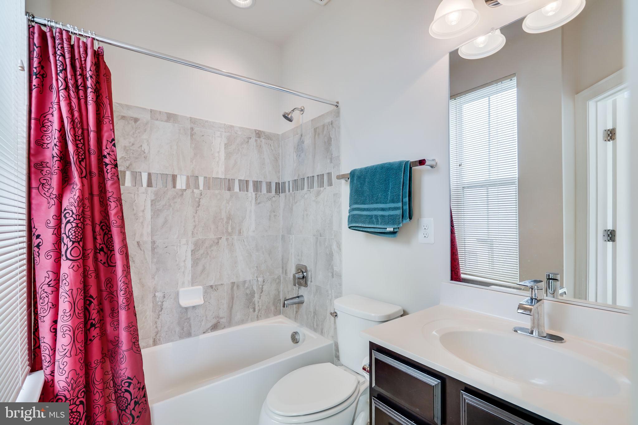 515 HALLIARD LANE 398