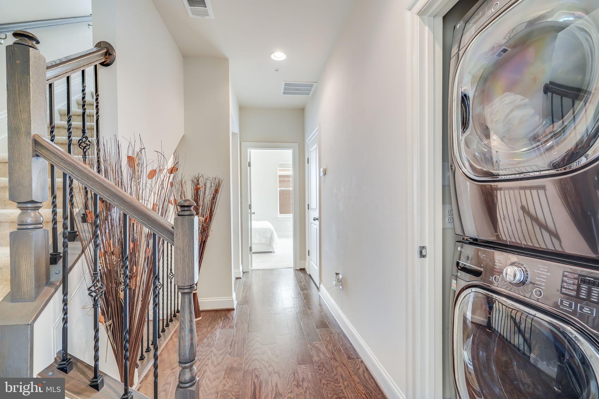 515 HALLIARD LANE 398