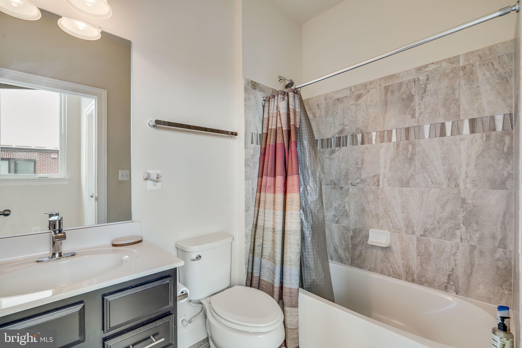 515 HALLIARD LANE 398