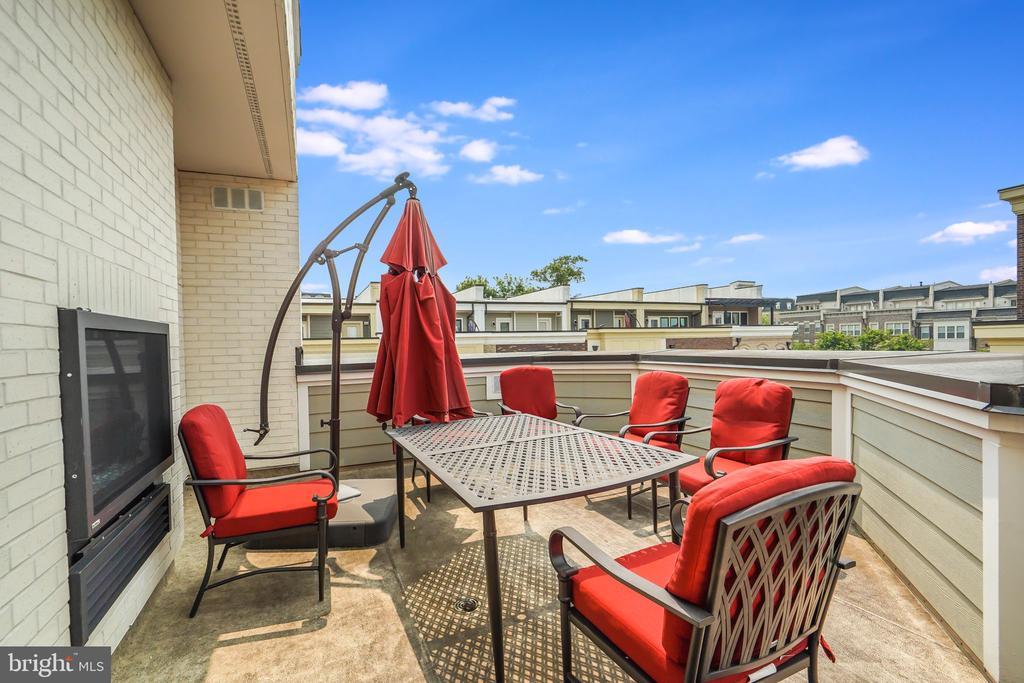 515 HALLIARD LANE 398