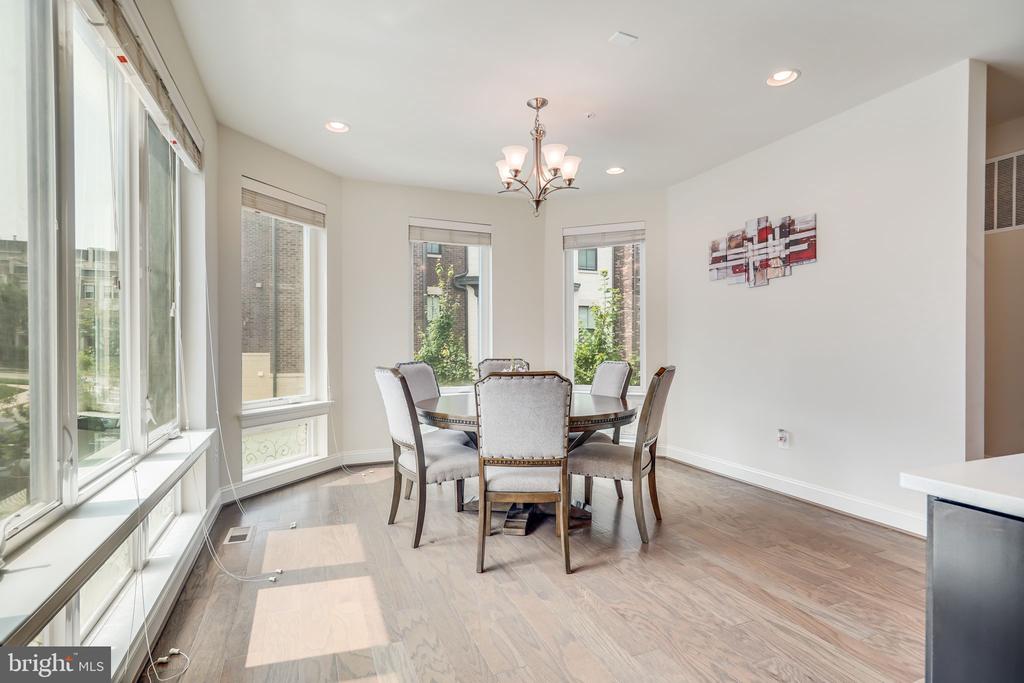 515 HALLIARD LANE 398