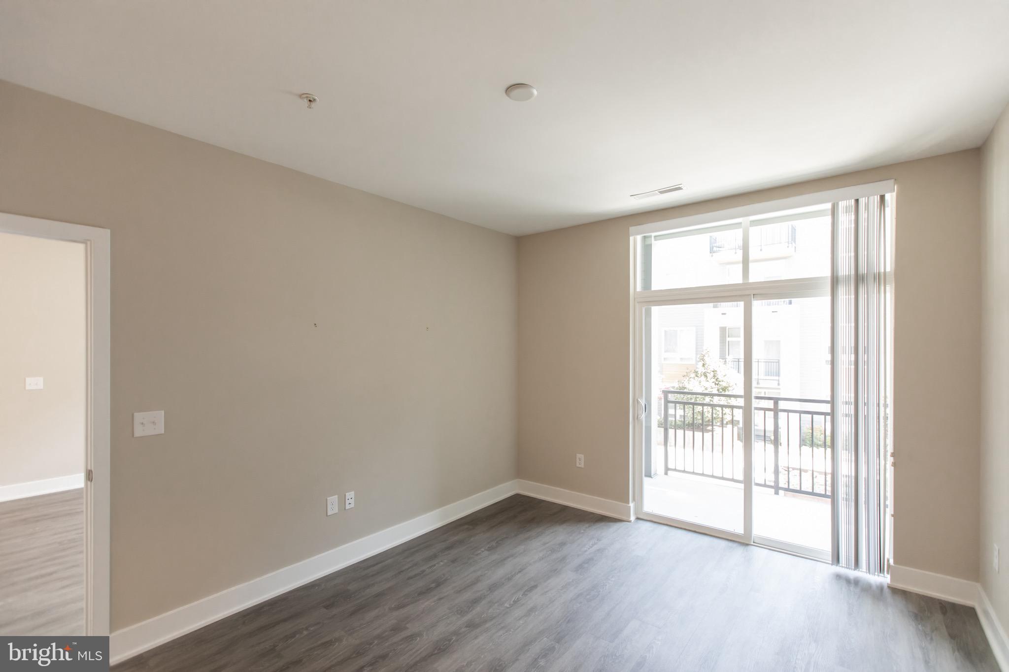 145 RIVERHAVEN DRIVE 224